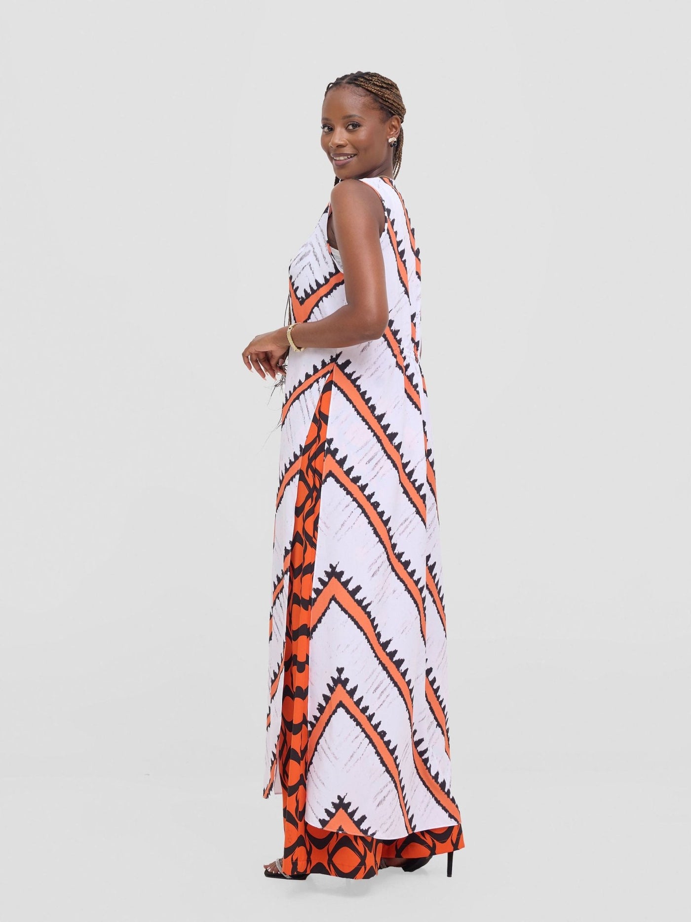 Vivo Isabi Sleeveless Kimono - White / Orange Sabi Print - Shopzetu