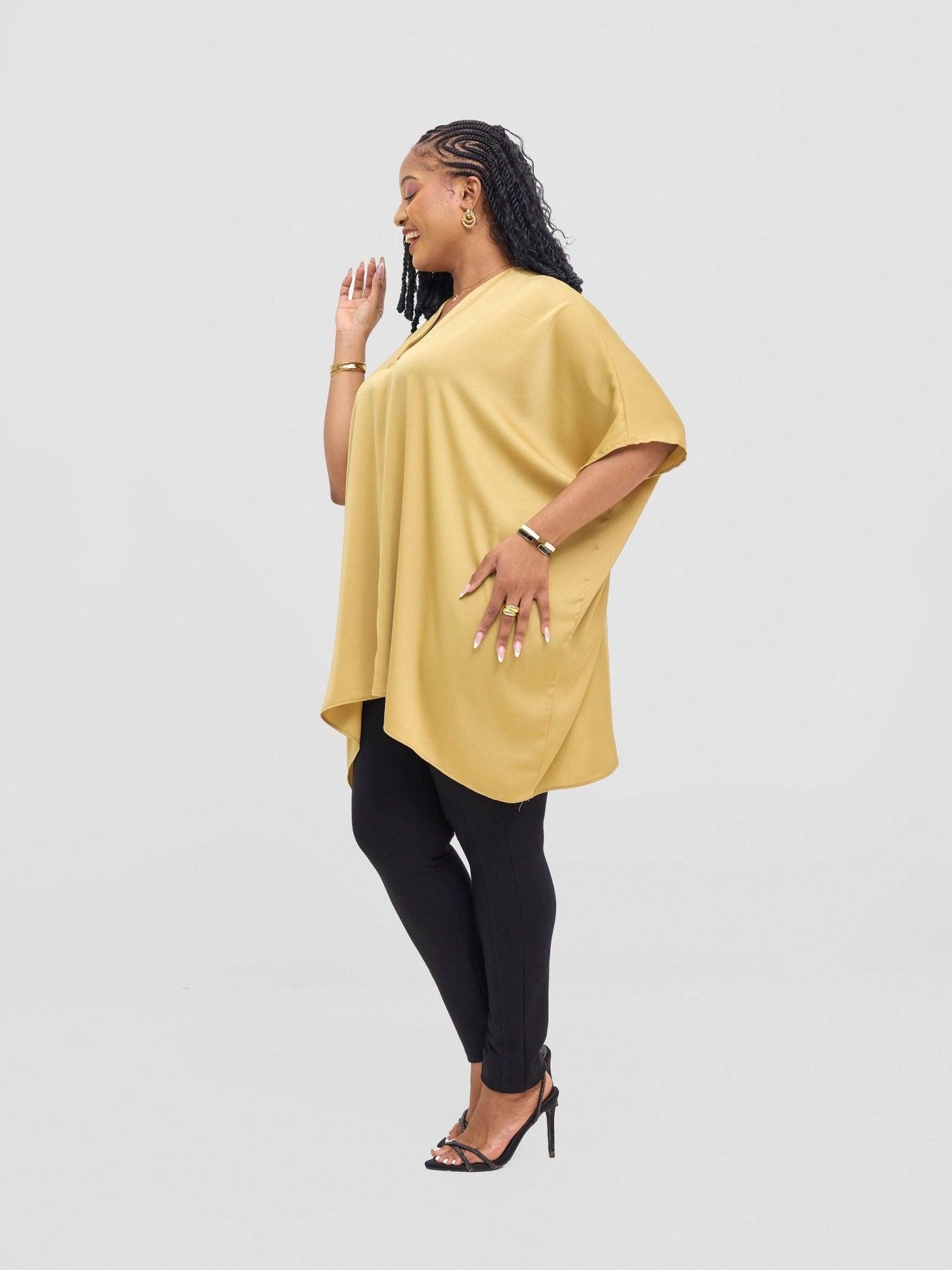 Vivo Tahisa Loose Top - Light Olive - Shopzetu