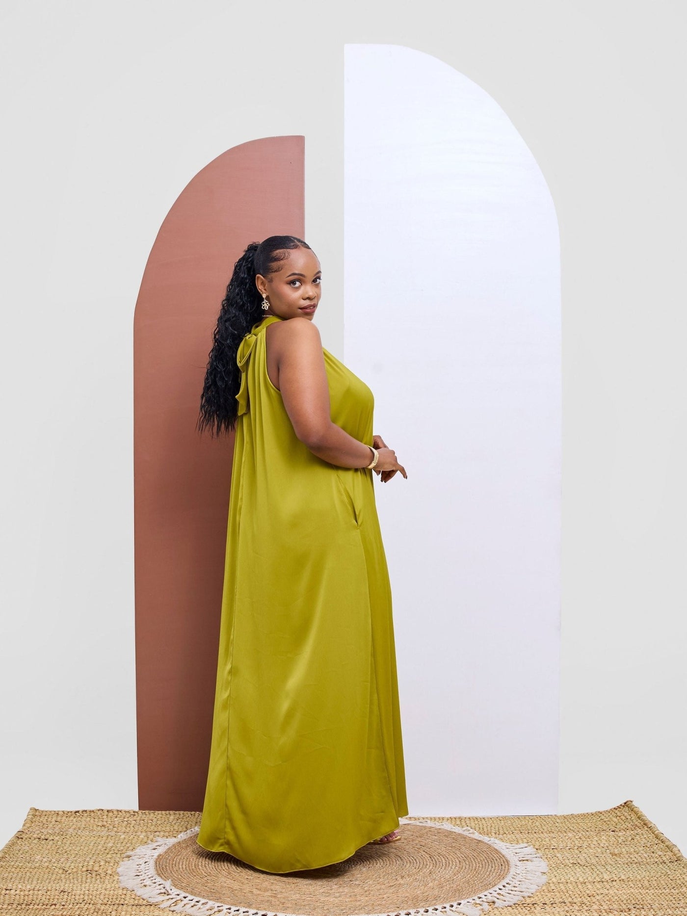 Vivo Kelemi 4.0 Halter Maxi Dress - Olive - Shopzetu