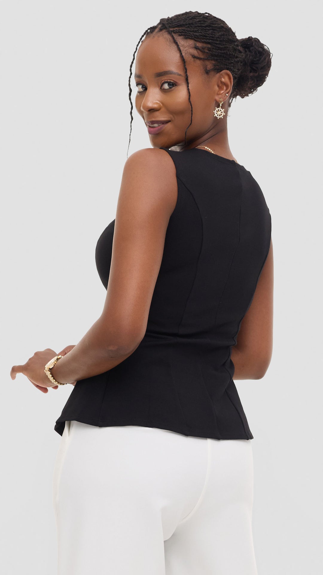 Vivo Sleeveless Vest in Ponte - Black