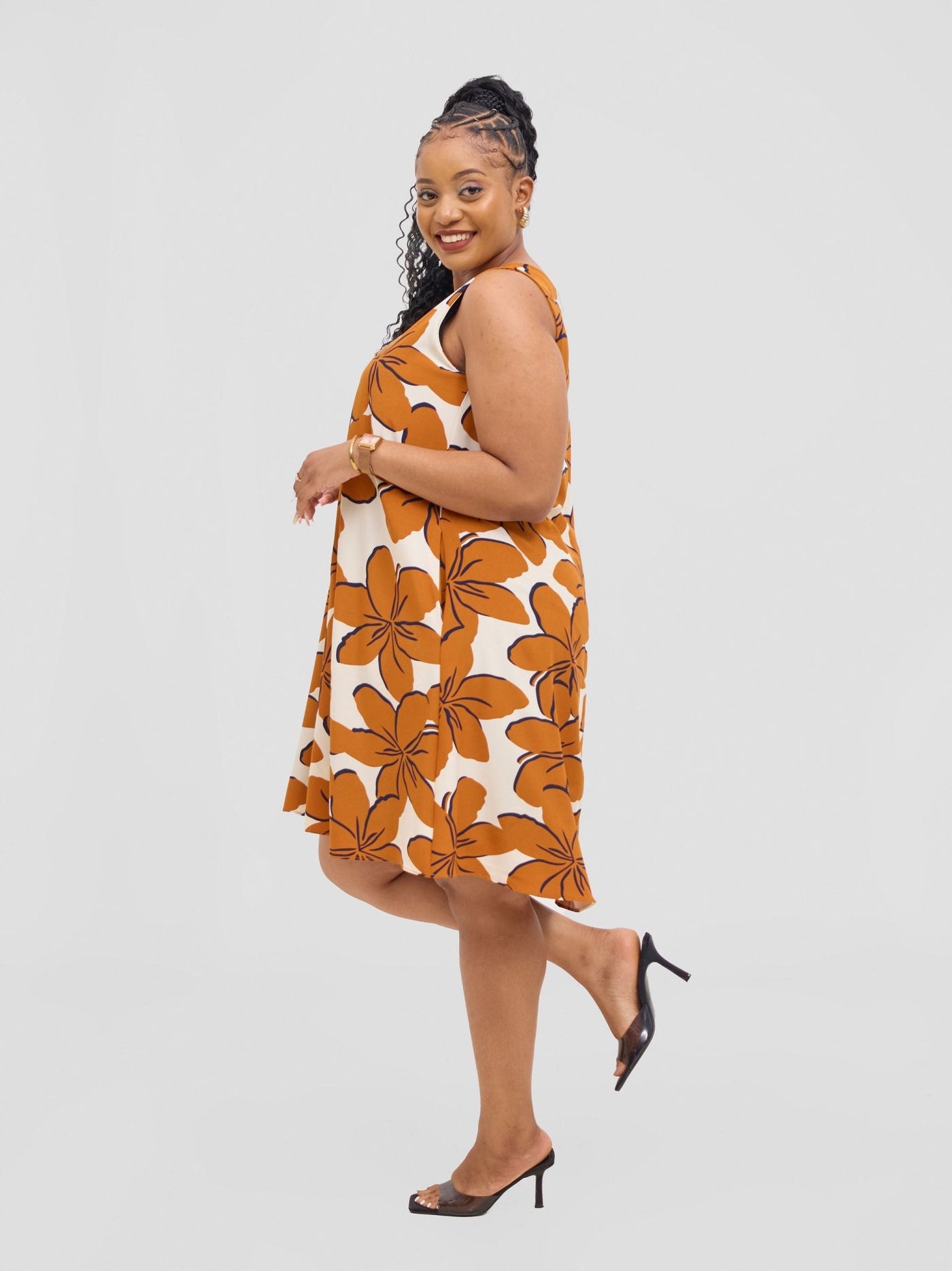 Vivo Ava Front Pleat Knee Length Dress - Rust / Cream Print - Shopzetu