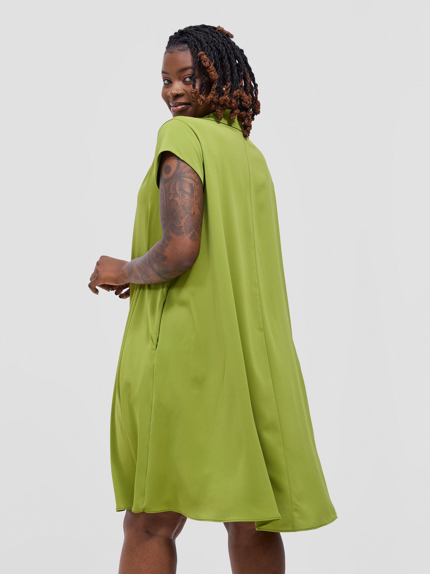 Vivo Yumi Cap Sleeve Dress - Olive