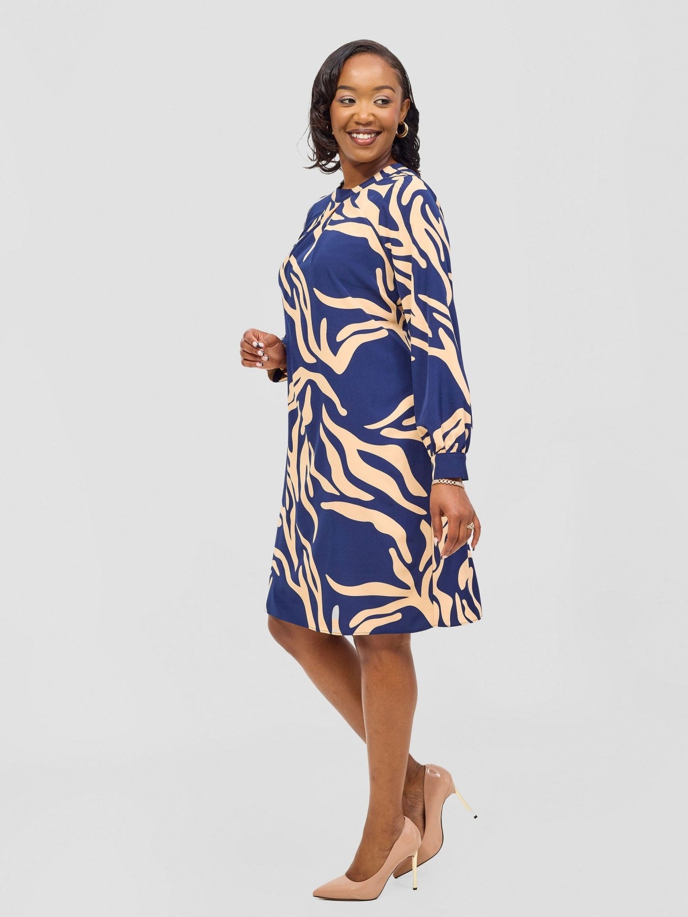 Vivo Chari Shift Dress - Peach / Navy Print - Shopzetu