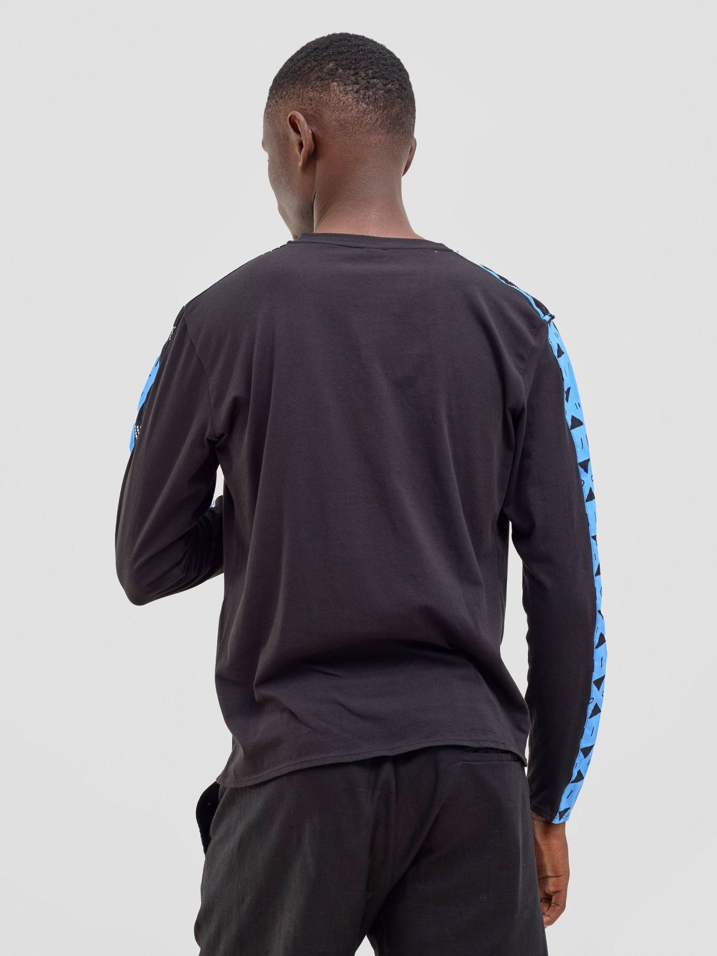 Safari Men's Long Sleeve T-shirt - Black / Elmi Print - Shopzetu