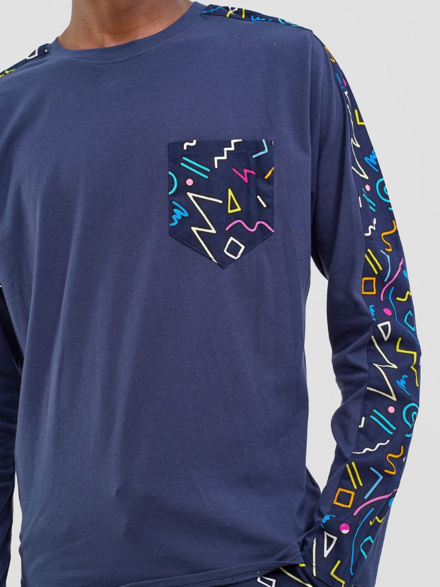 Safari Men's Long Sleeve T-shirt - Navy / Tari Print - Shopzetu
