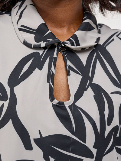 Vivo Asha Sleeveless Knee Length Dress - Grey / Black Print - Shopzetu