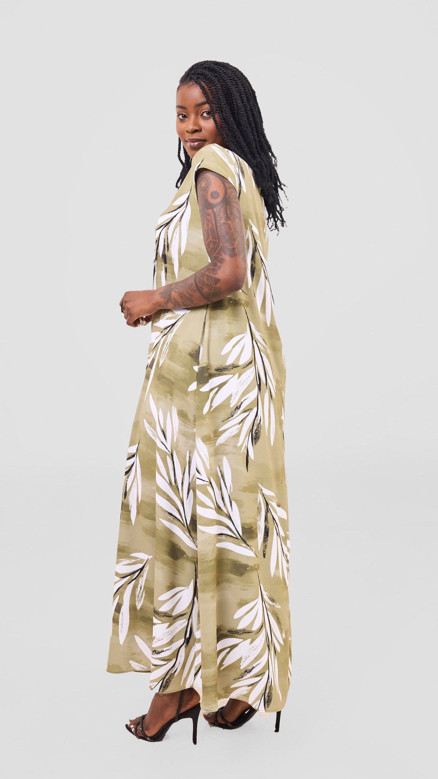 Vivo Basic Round Neck Maxi Dress - Olive / White Ewale Print