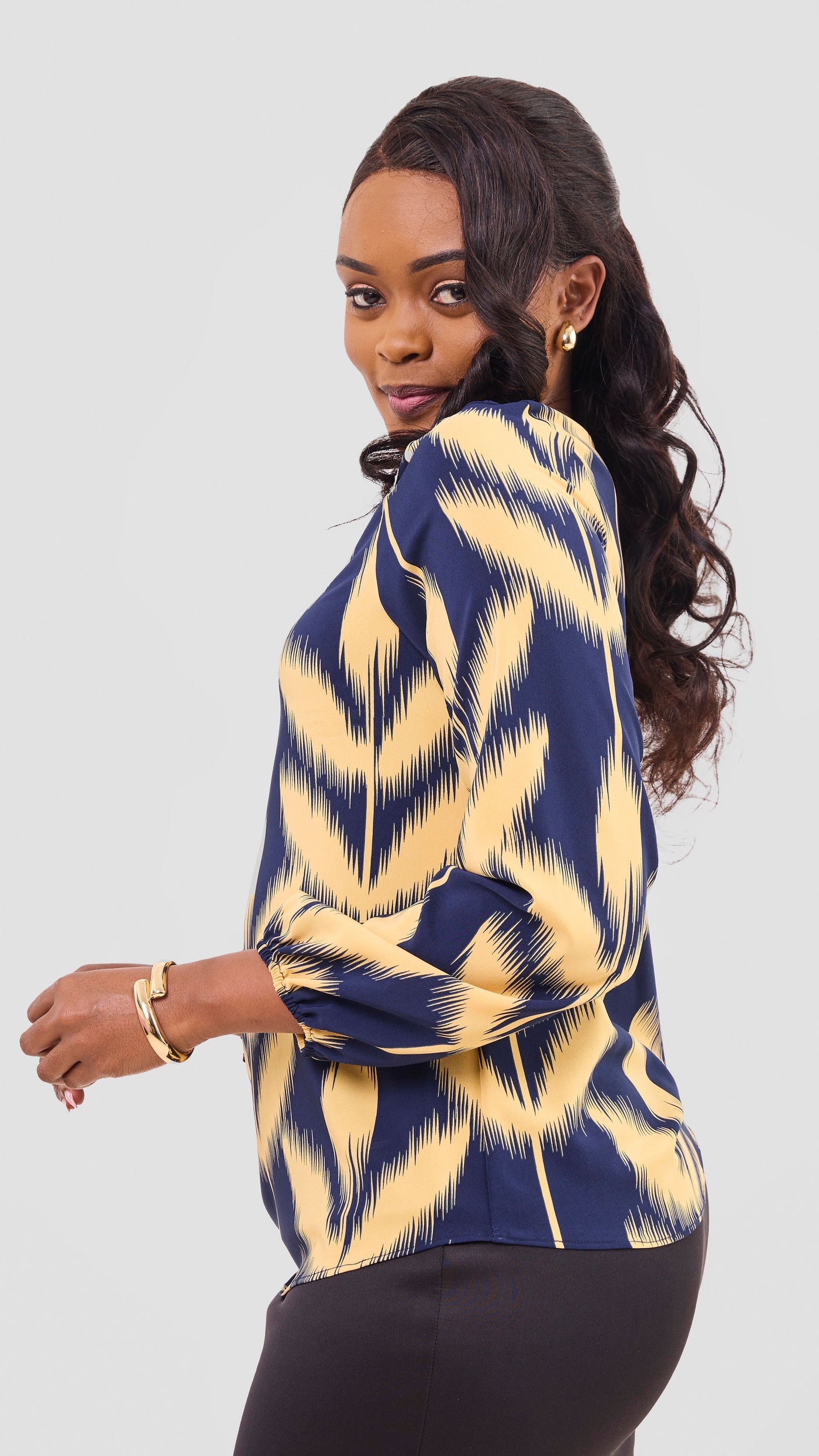 Vivo Basic Crepe Bishop Sleeve Top - Navy / Mustard Print