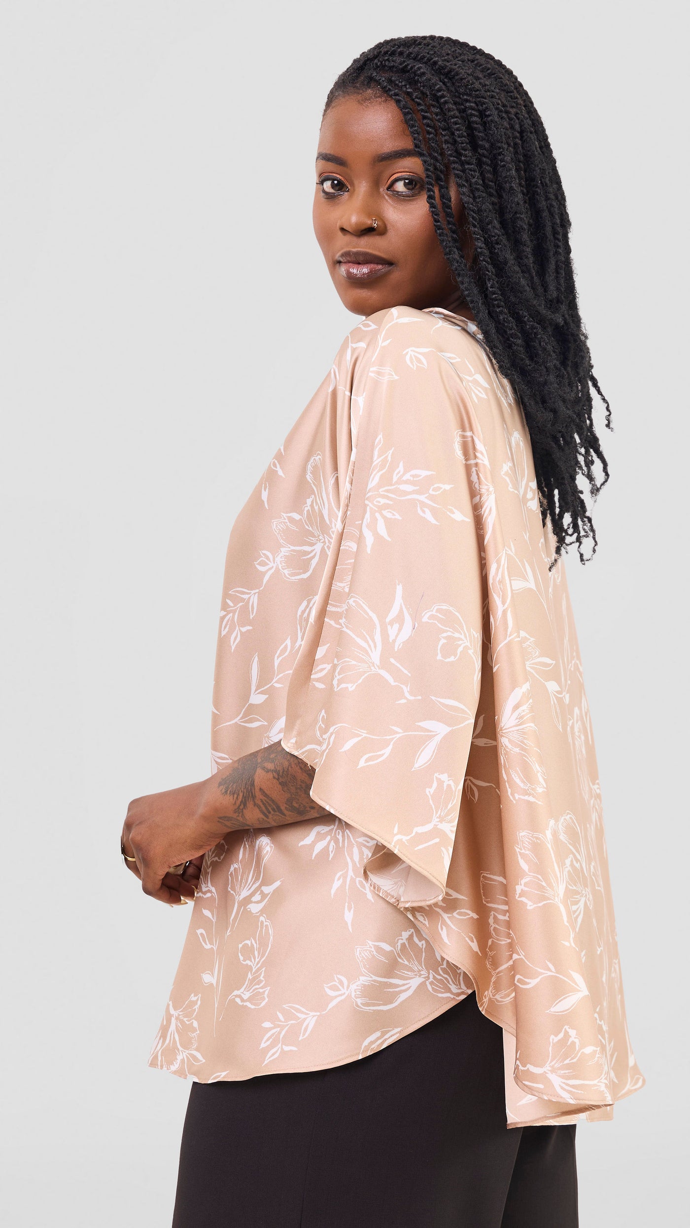 Vivo Sakari Circular Loose Top - Taupe / White Print