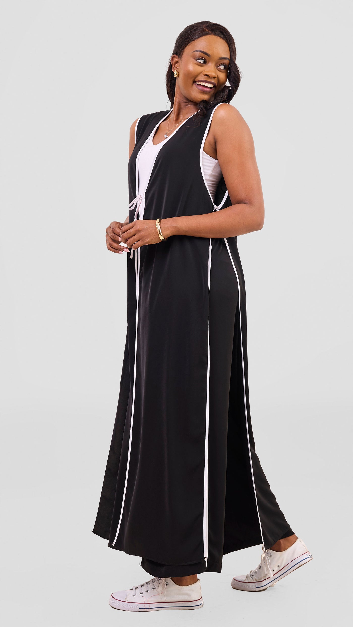 Vivo Nuru Sleeveless Maxi Kimono - Black