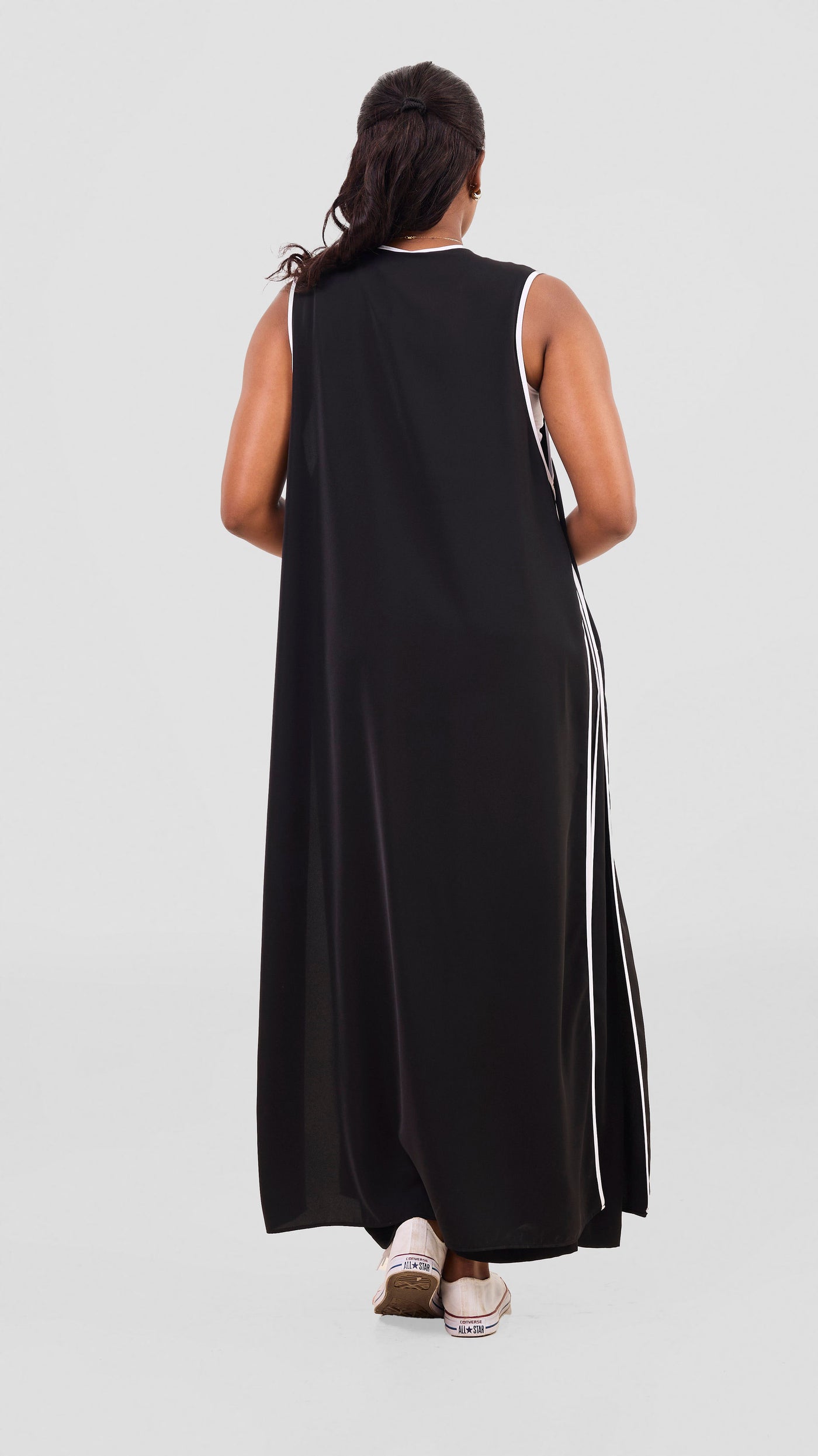 Vivo Nuru Sleeveless Maxi Kimono - Black