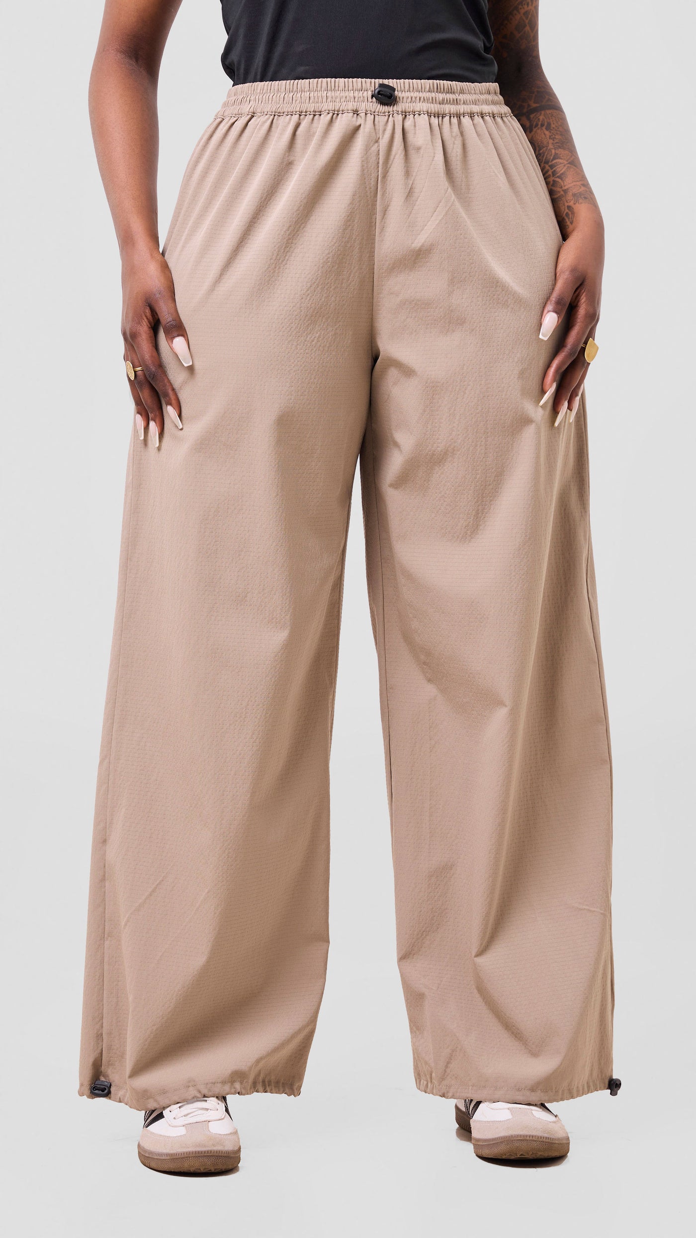 Zoya Vasha Track Pants - Khaki