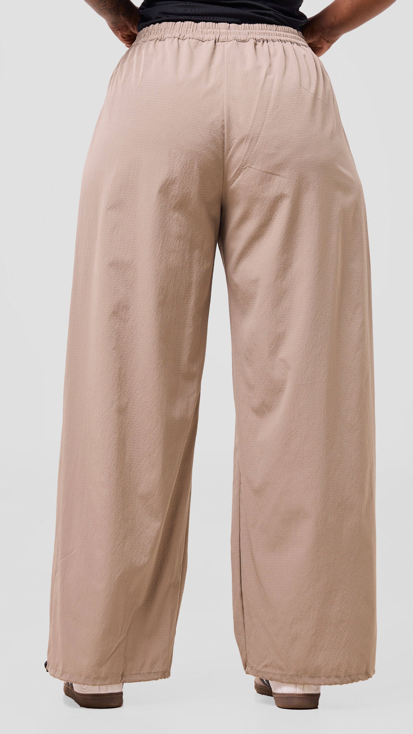 Zoya Vasha Track Pants - Khaki