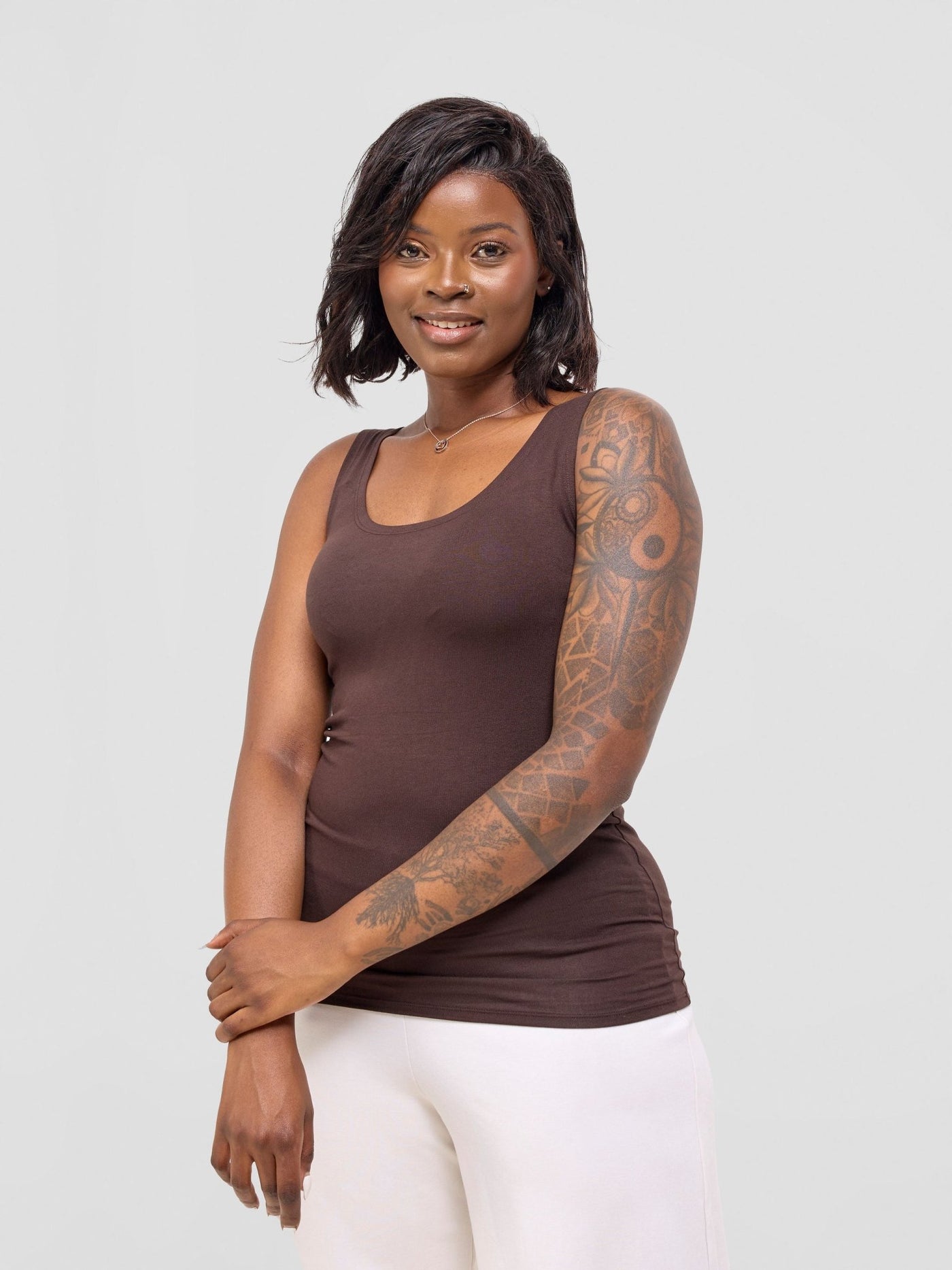 Vivo Basic Tank Top - Chocolate - Shopzetu