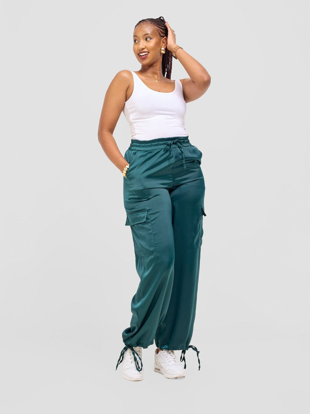 Zoya Luna Cargo Pants - Dark Green