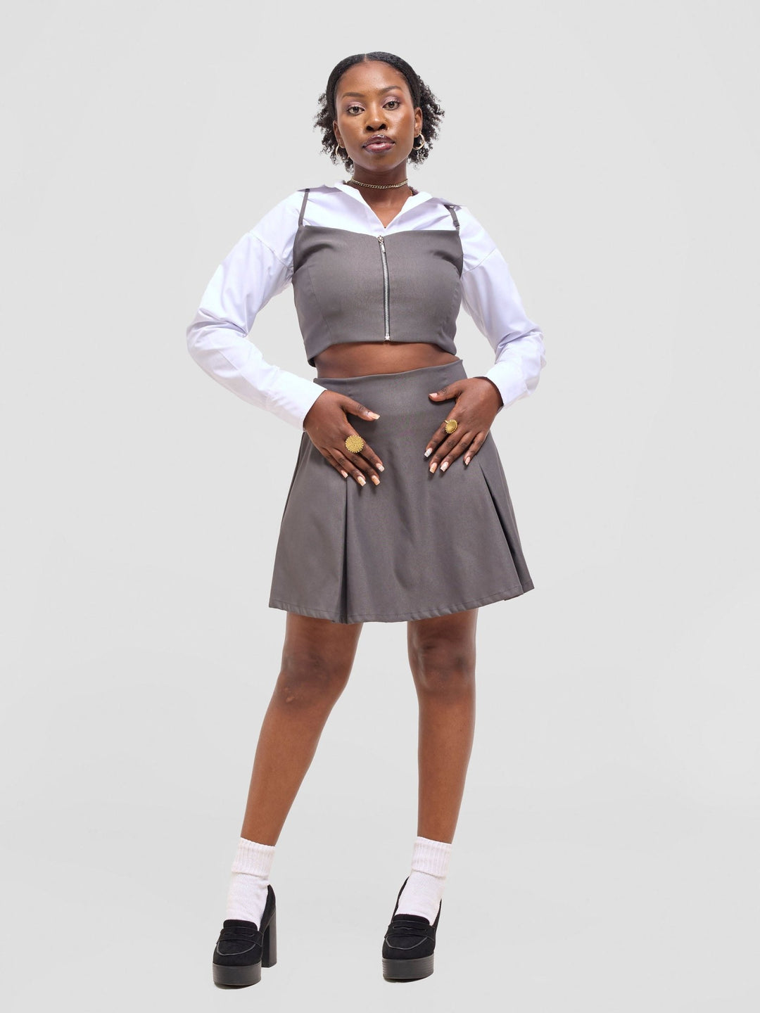 Zoya Kyro Strappy Vest - Grey - Shopzetu