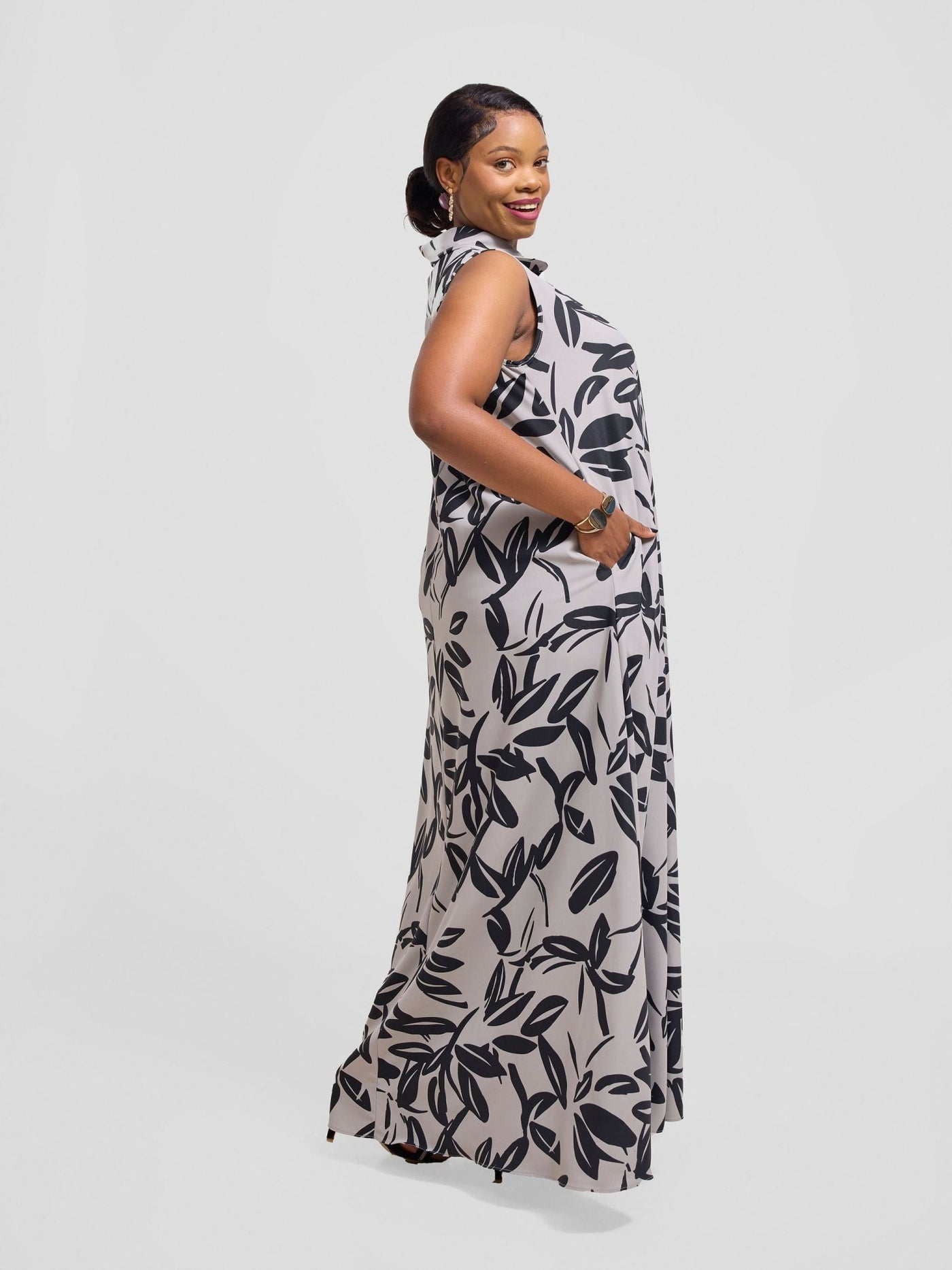 Vivo Asha Sleeveless Maxi Dress - Grey / Black Jilo Print - Shopzetu