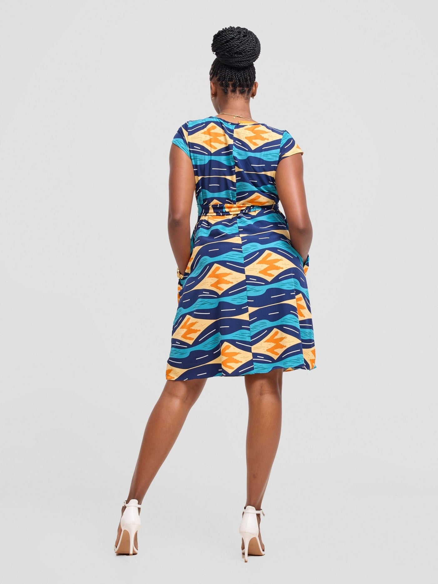 Vivo Basic Cap Sleeve Knee Length Tent Dress - Navy / Light Mustard Print - Shopzetu