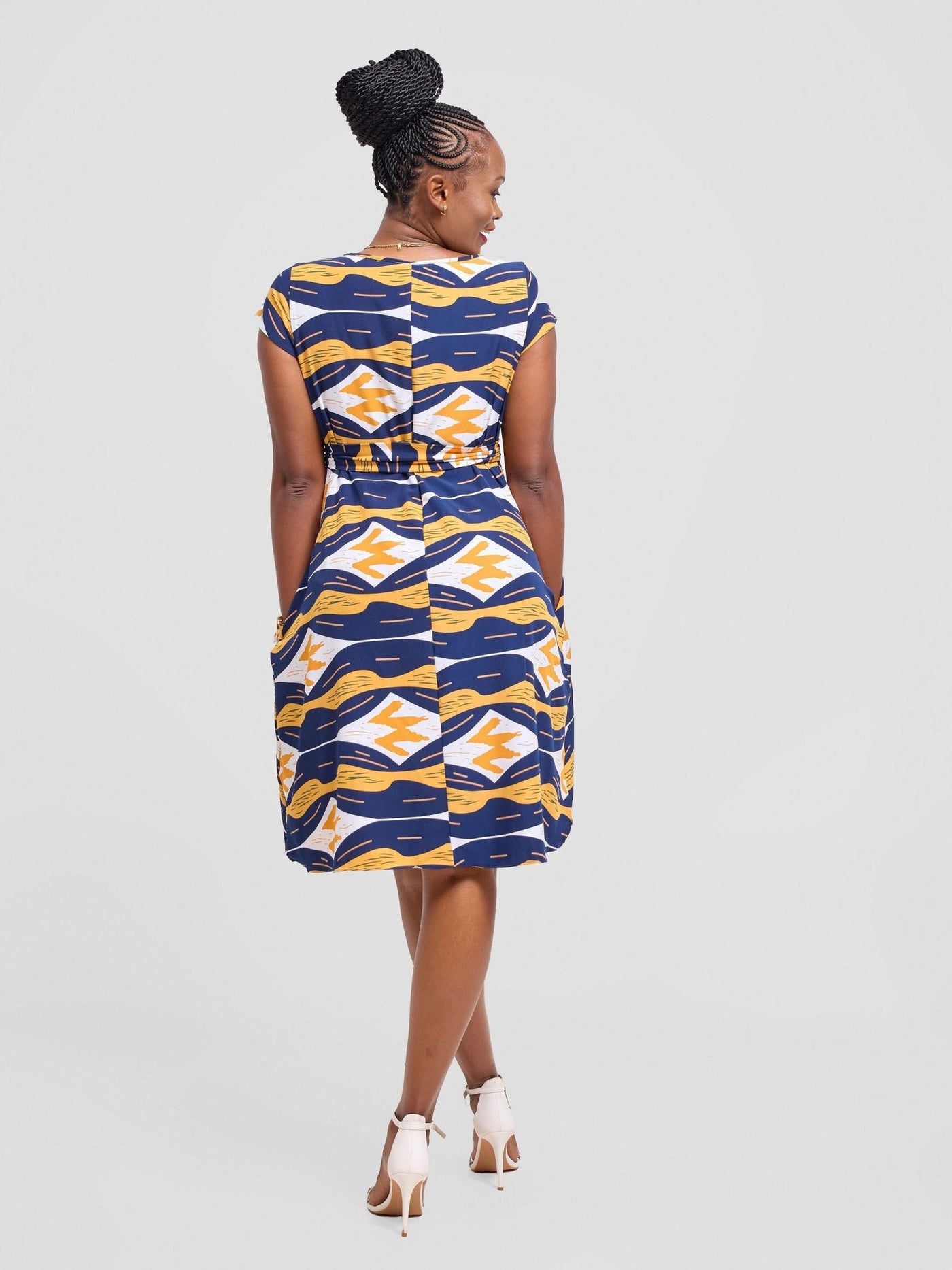 Vivo Basic Cap Sleeve Knee Length Tent Dress - Navy / Mustard Print - Shopzetu