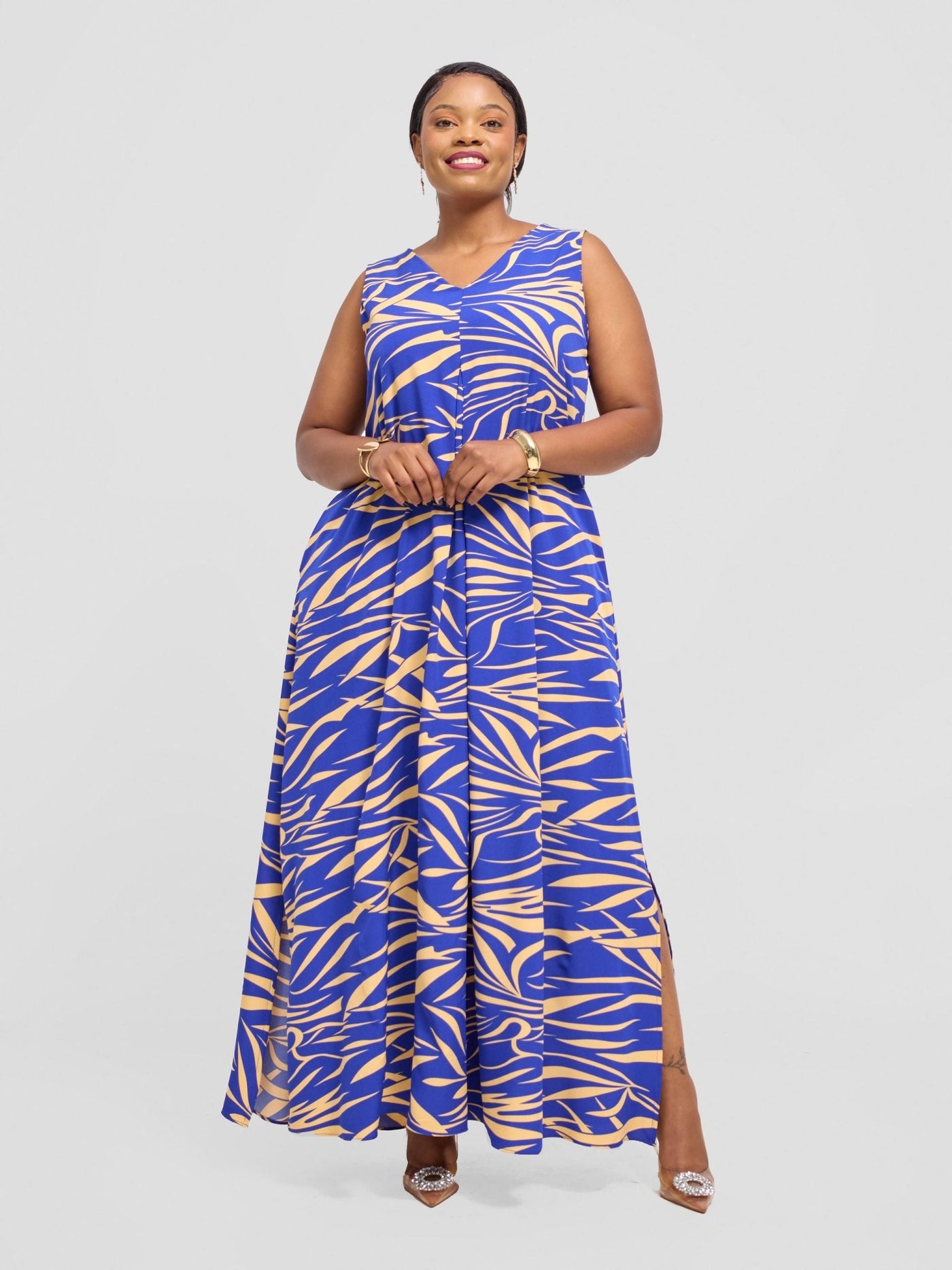 Vivo Ava Front Pleat Maxi Dress - Blue / Cream Ima Print - Shopzetu