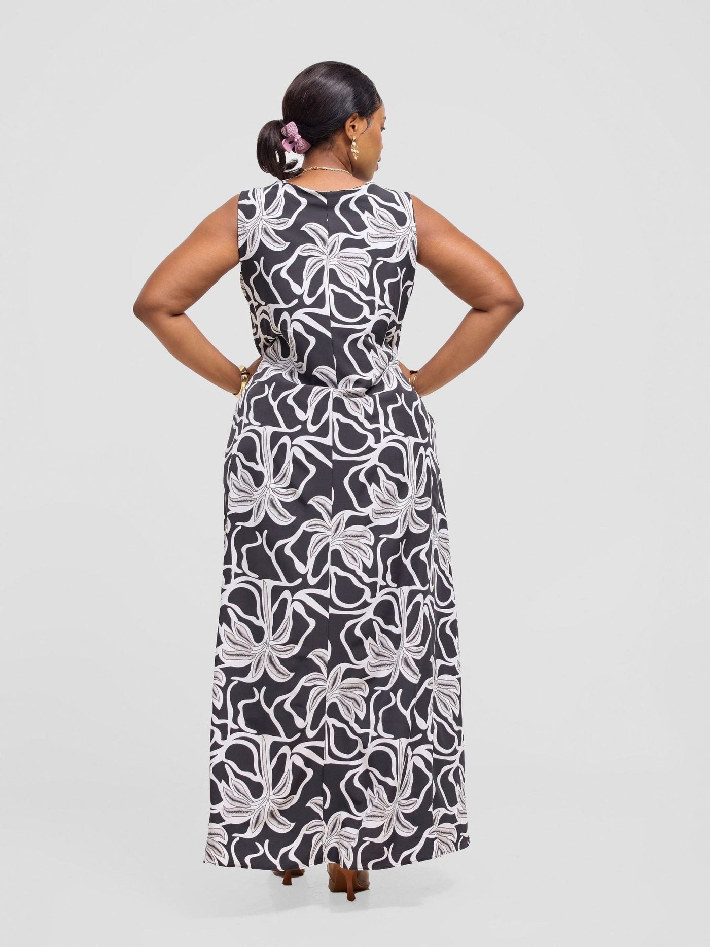 Vivo Ava Front Pleat Maxi Dress - Grey / Black Ala Print - Shopzetu