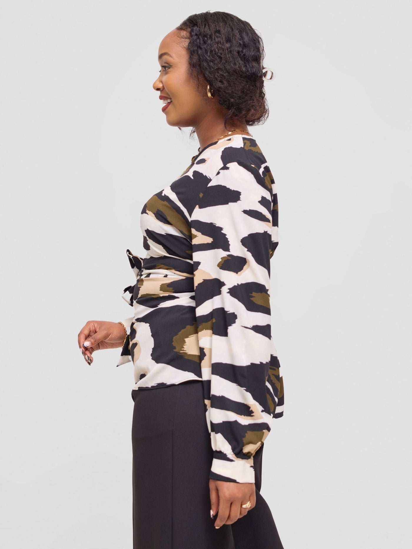 Vivo Laika Long Sleeve Tie Top - Cream Animal Print - Shopzetu