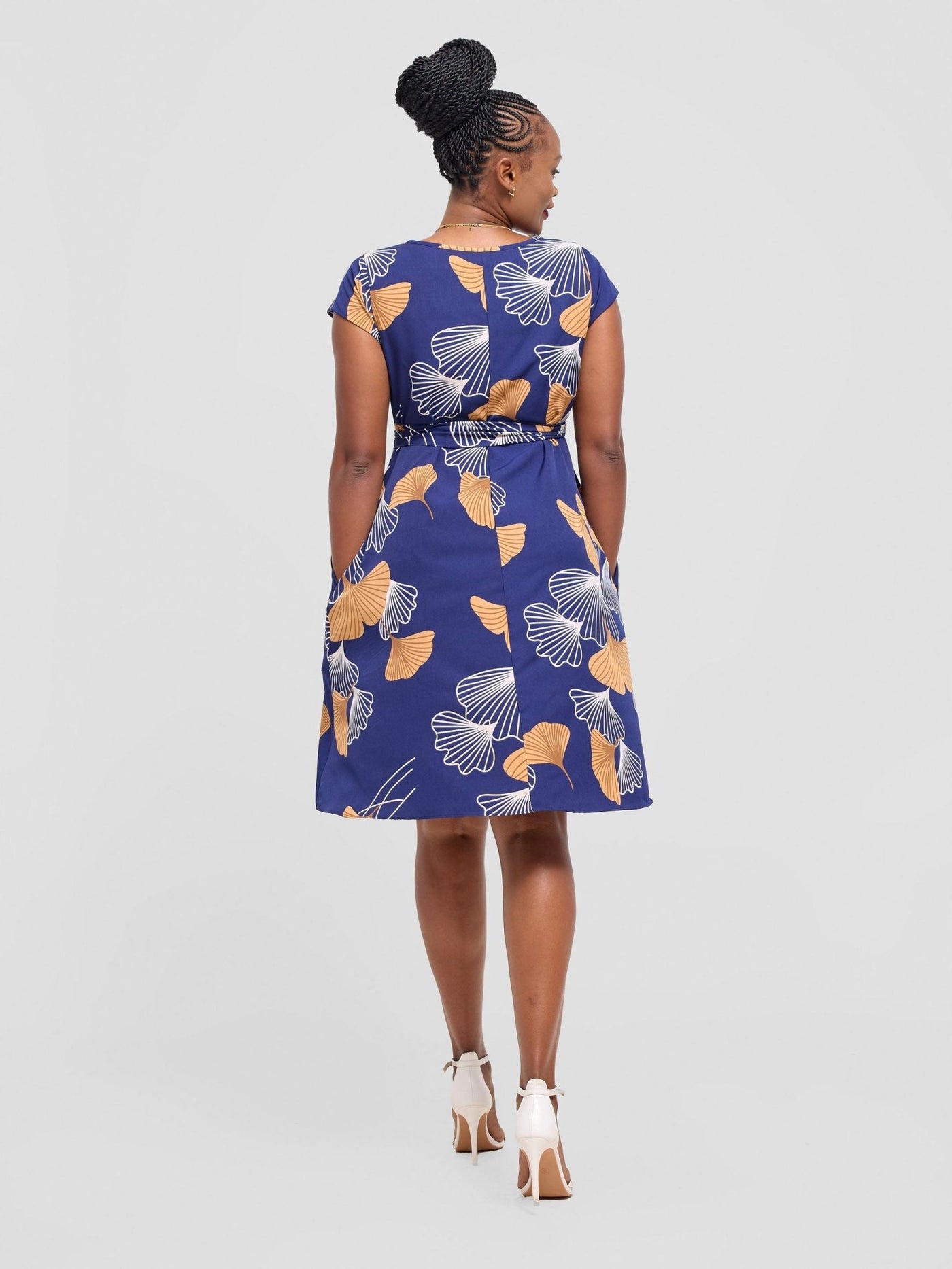 Vivo Basic Cap Sleeve Knee Length Dress - Navy / White Print - Shopzetu