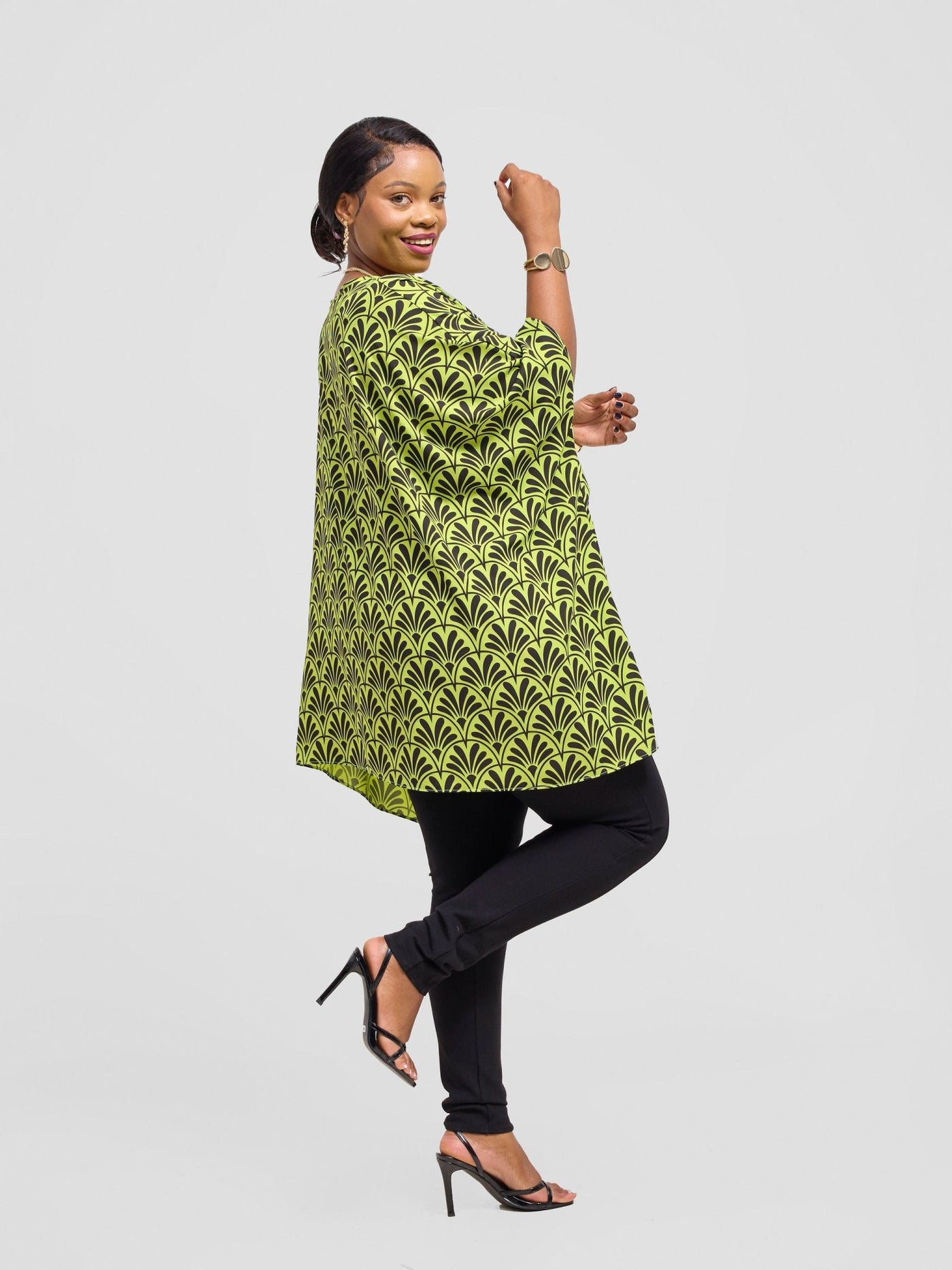 Vivo Liv Wide Crepe Top - Lime / Black Print - Shopzetu