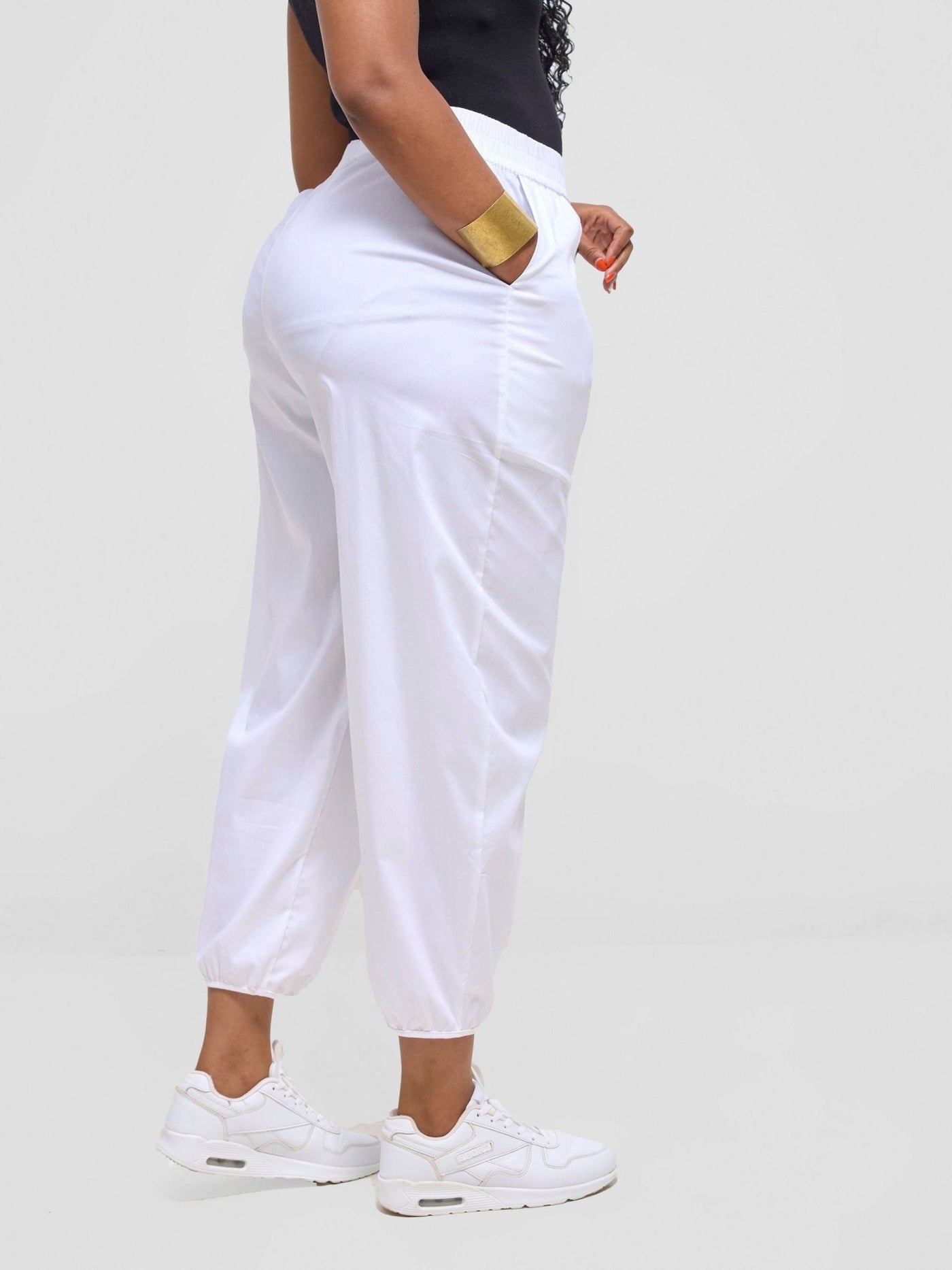 Safari Sizani Barrel Pants - White - Shopzetu