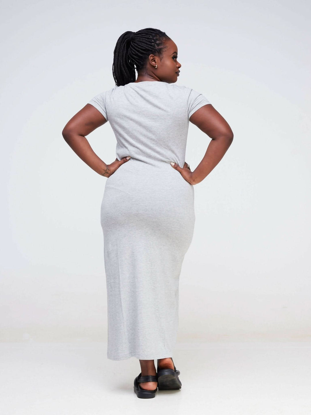 Hessed Sleeved Midi Plain Dress - Shopzetu