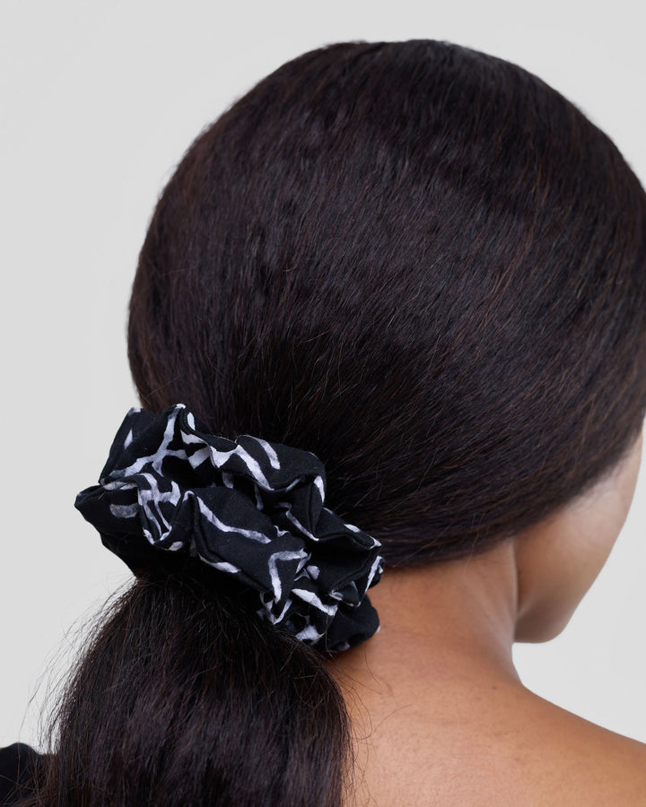 Zahari Kitenge Scrunchie & Hair Tie Set of 2- Black & White