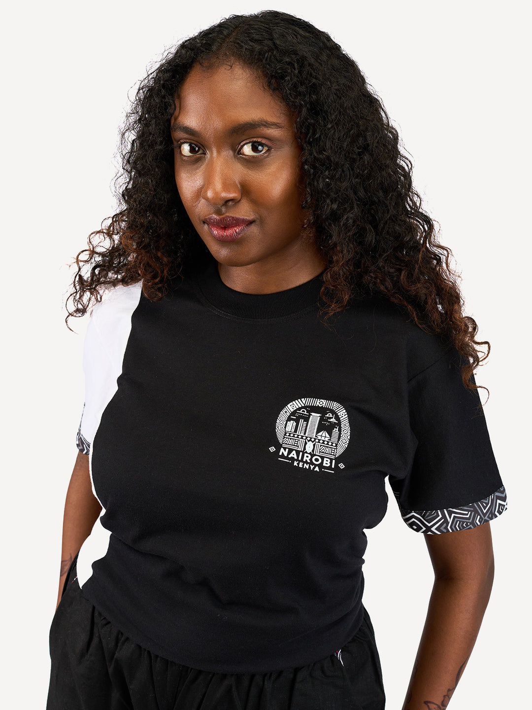 Kitu Kali Graphic With Nairobi II Shirt - Black & White