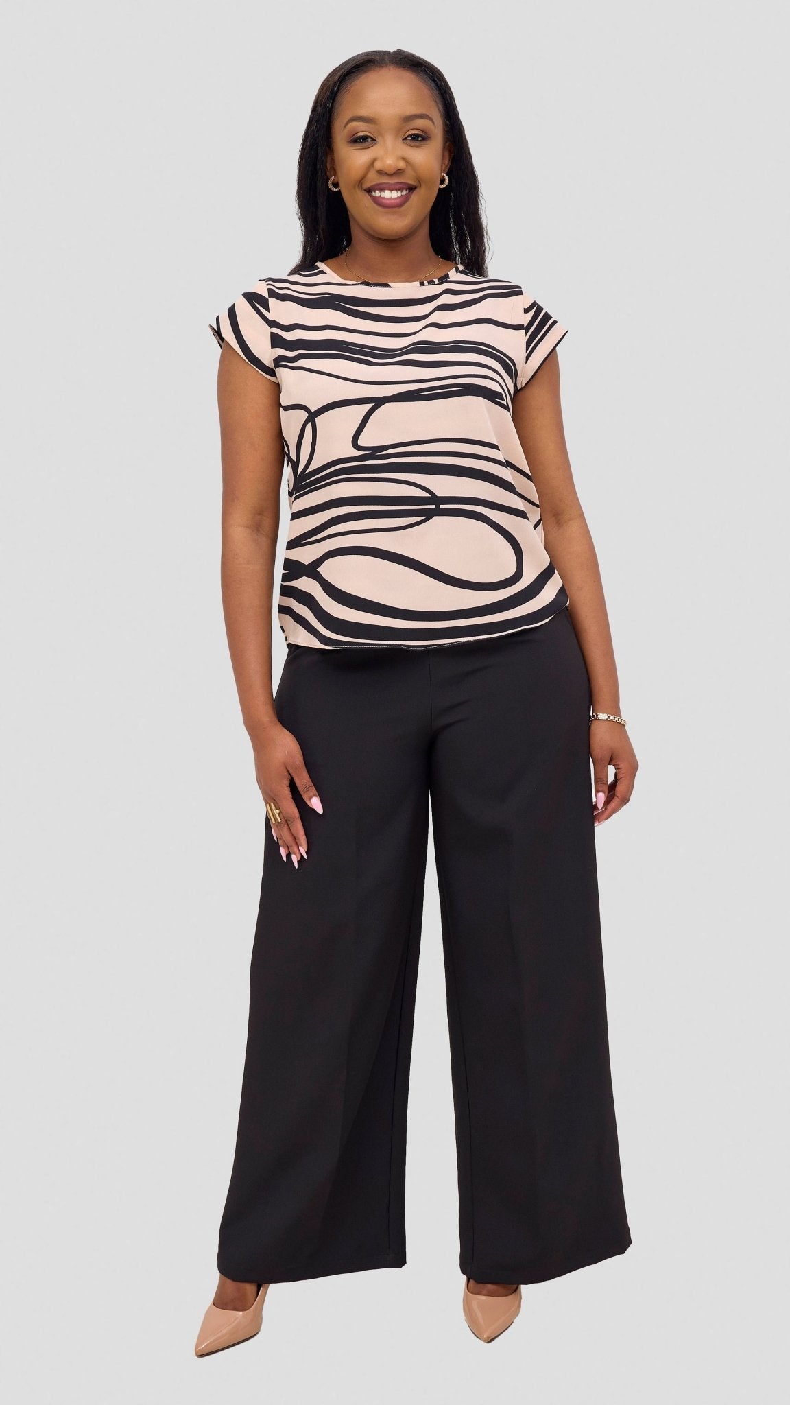Vivo Basic Crepe Cap Sleeved Top - Cream / Black Print - Shopzetu