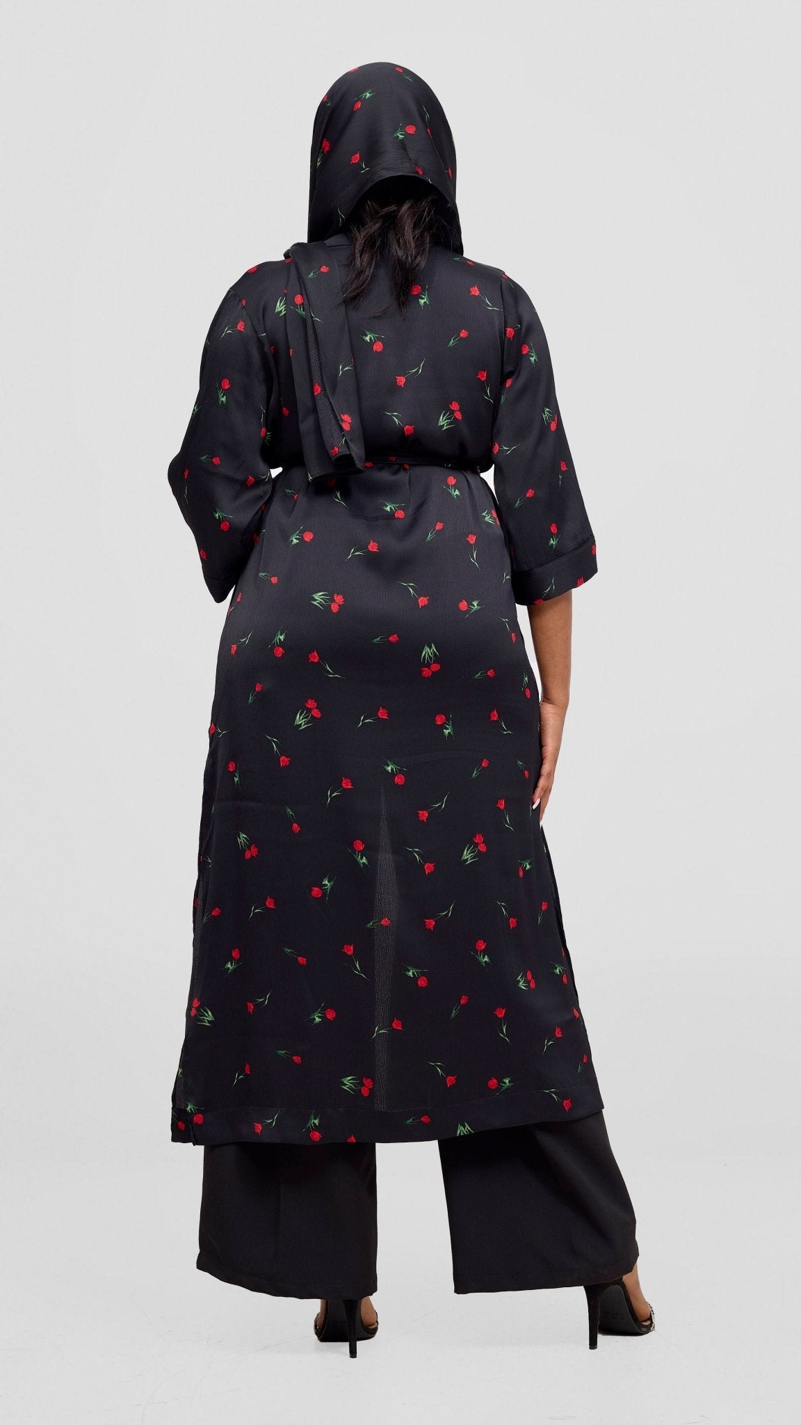 Vivo Samira Maxi Kimono - Black / Red Print - Shopzetu