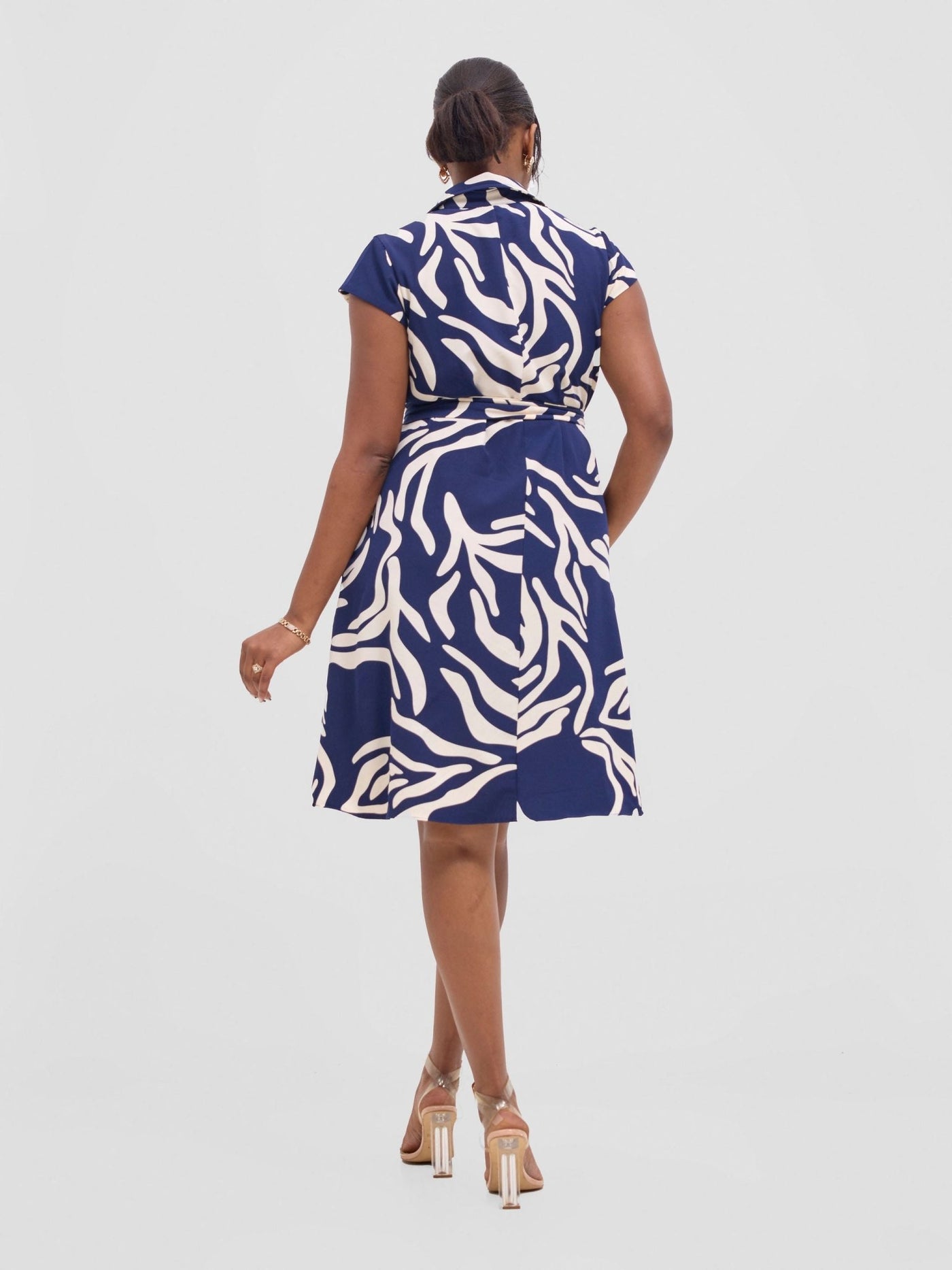 Vivo Zuri Cap Sleeve Knee Length Dress - Navy / Cream Umaca Print - Shopzetu