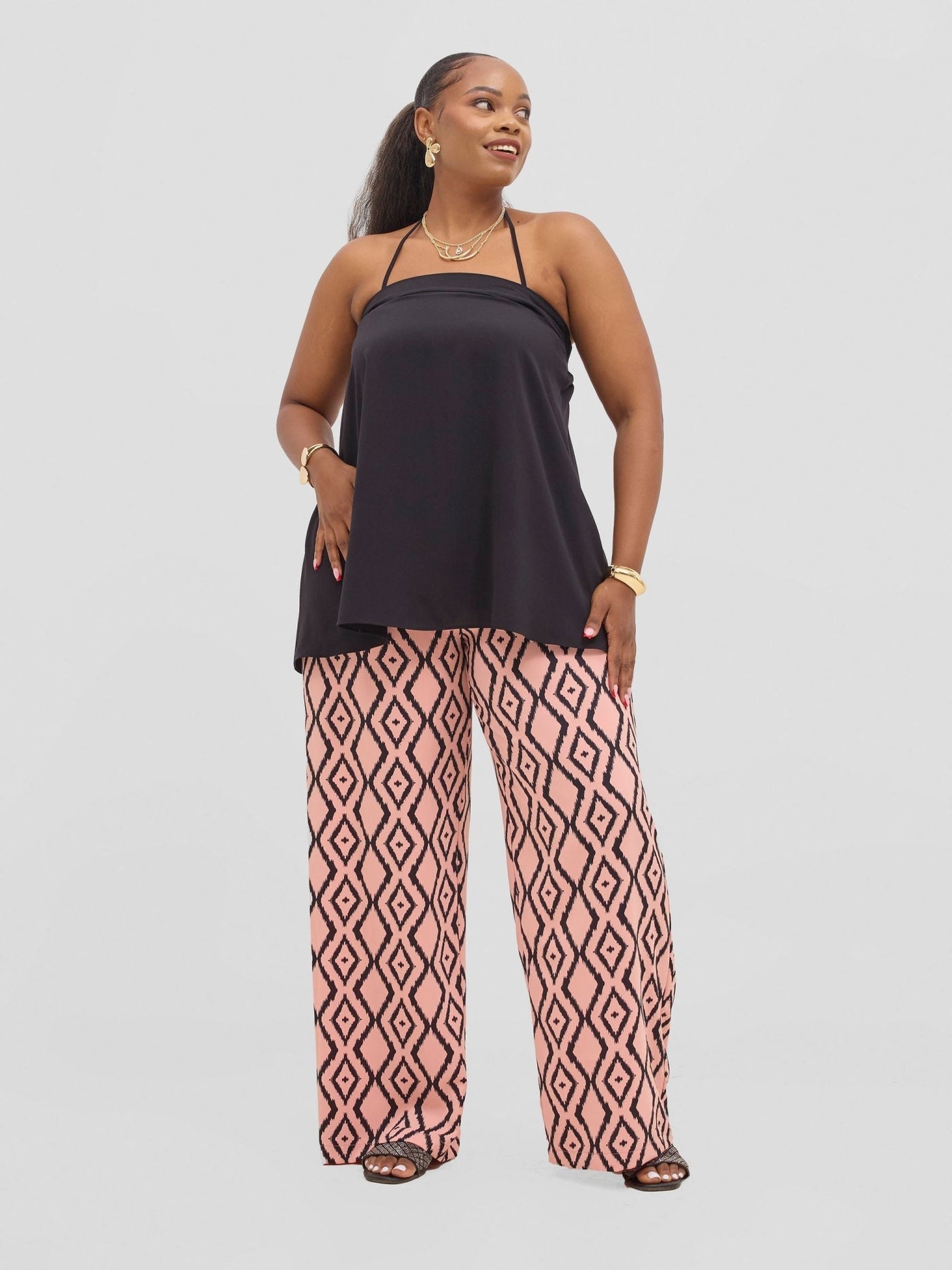 Vivo Seli Strappy Tent Top - Black - Shopzetu