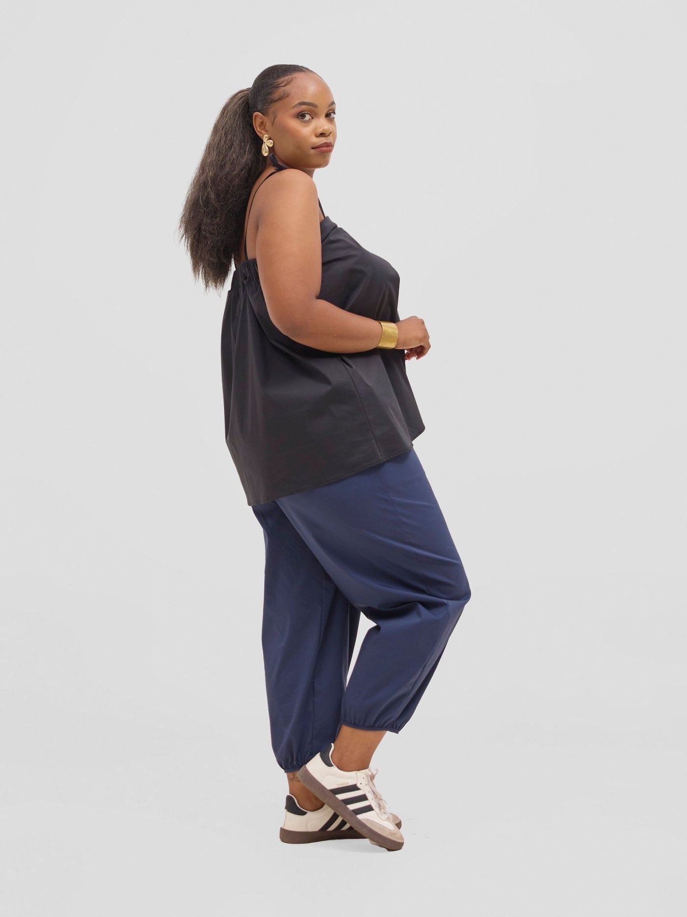 Safari Sizani Strappy Tent Top - Black - Shopzetu