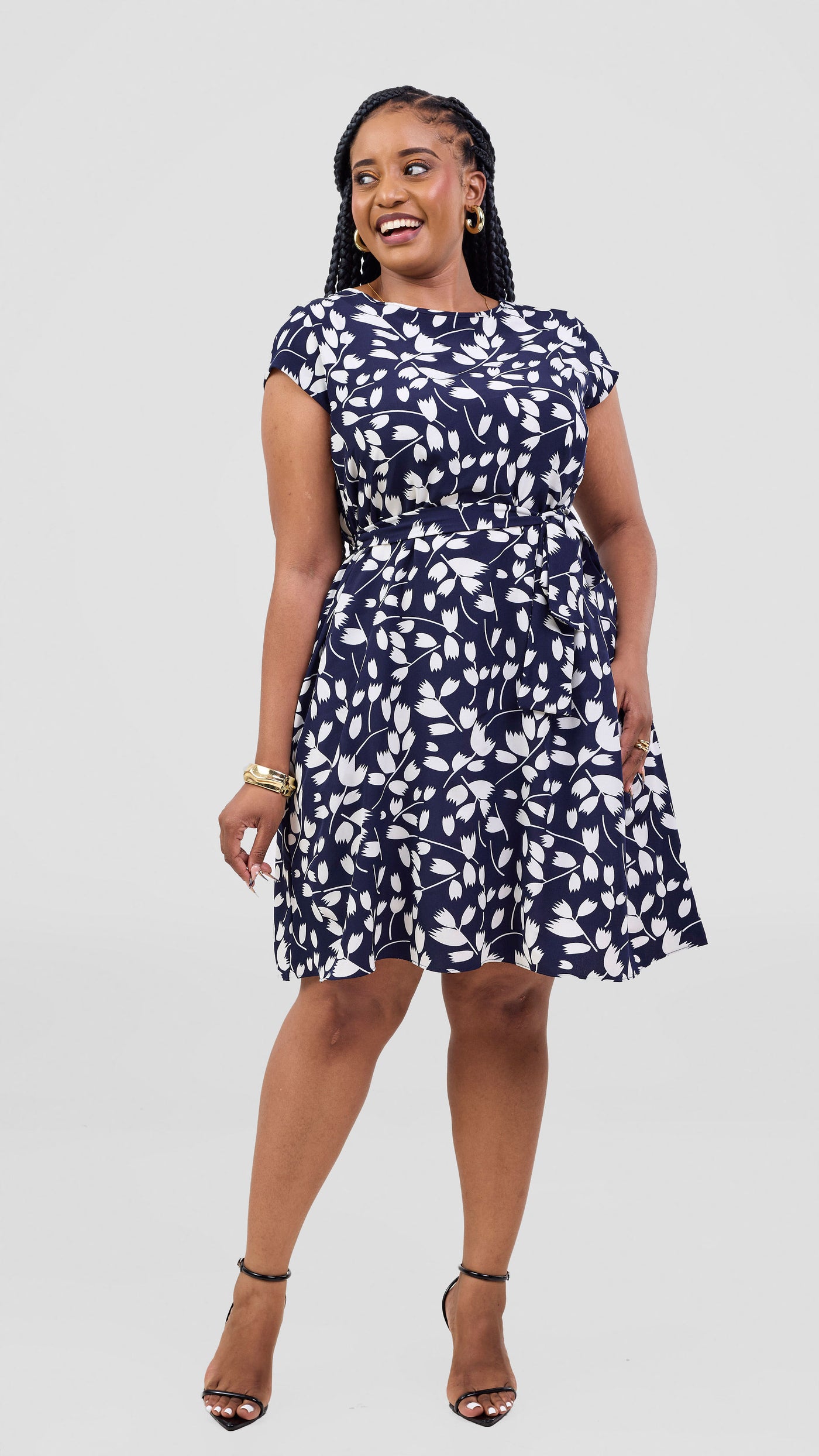Vivo Basic Cap Sleeve Knee Length Dress - Navy White Print