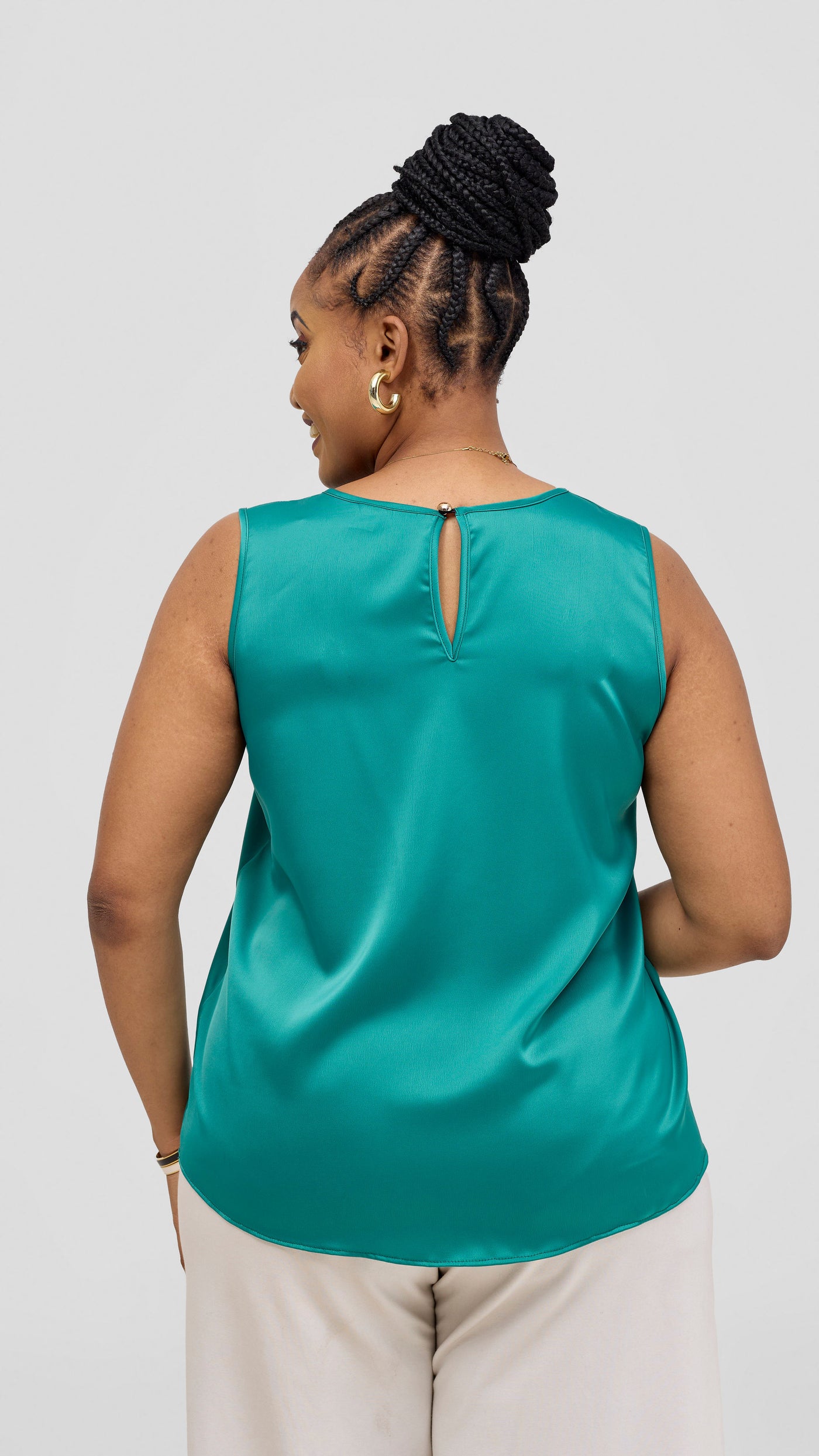 Vivo Nora Round Neck Sleeveless Top - Sea Green