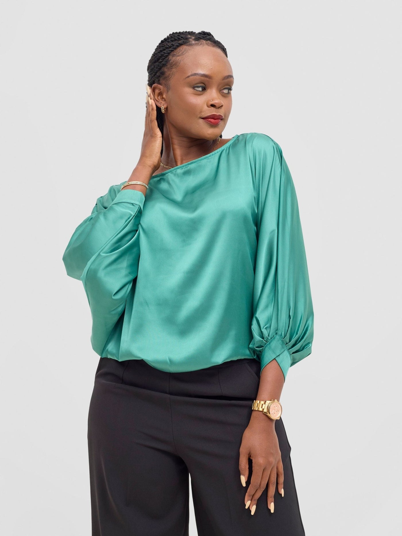 Vivo Sawari Crossed Cuff Batwing Top - Dusty Green - Shopzetu