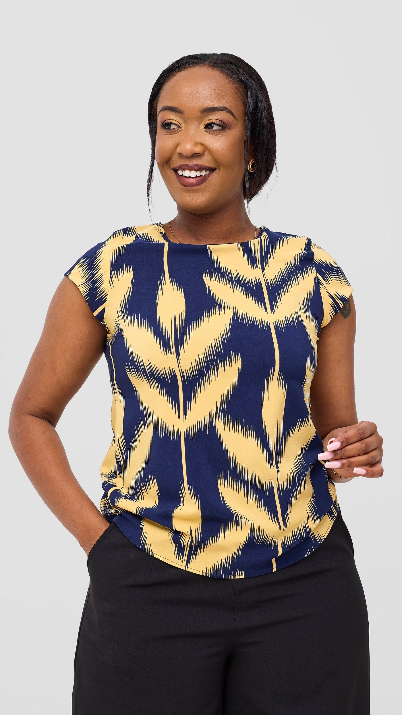 Vivo Basic Crepe Cap Sleeve Top - Navy / Mustard Print