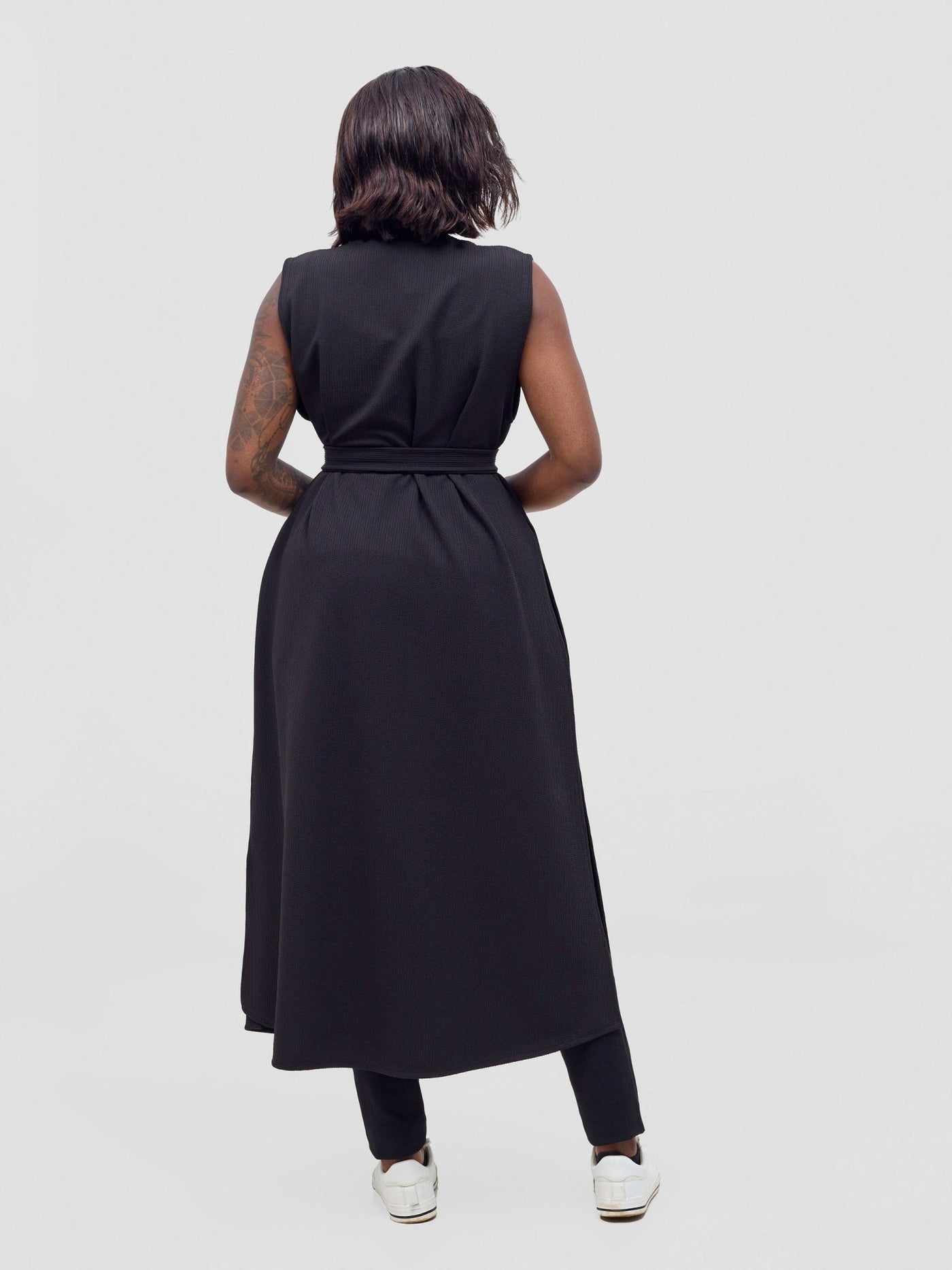 Vivo Chela Sleeveless Waterfall - Black - Shopzetu