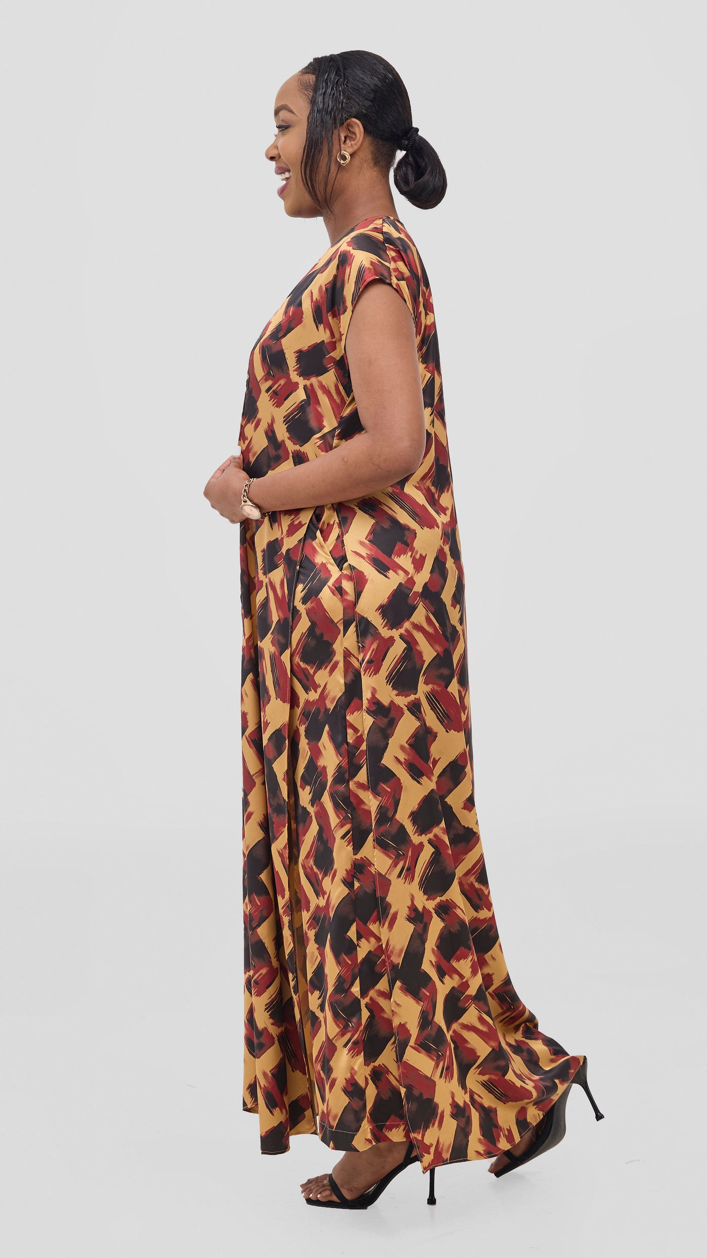 Vivo Chidii Drop Shoulder Kimono - Dark Red / Black Tulu Print