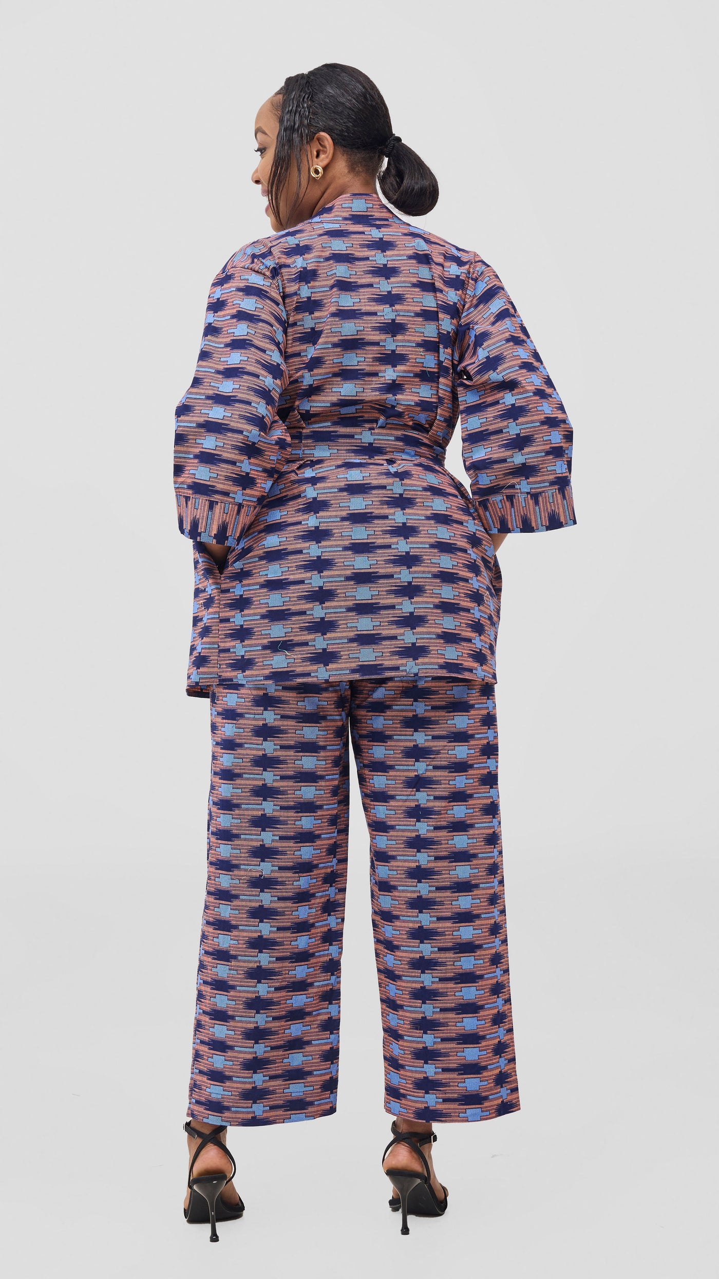 Vivo Short Kimono - Navy / Pink Bakari Print
