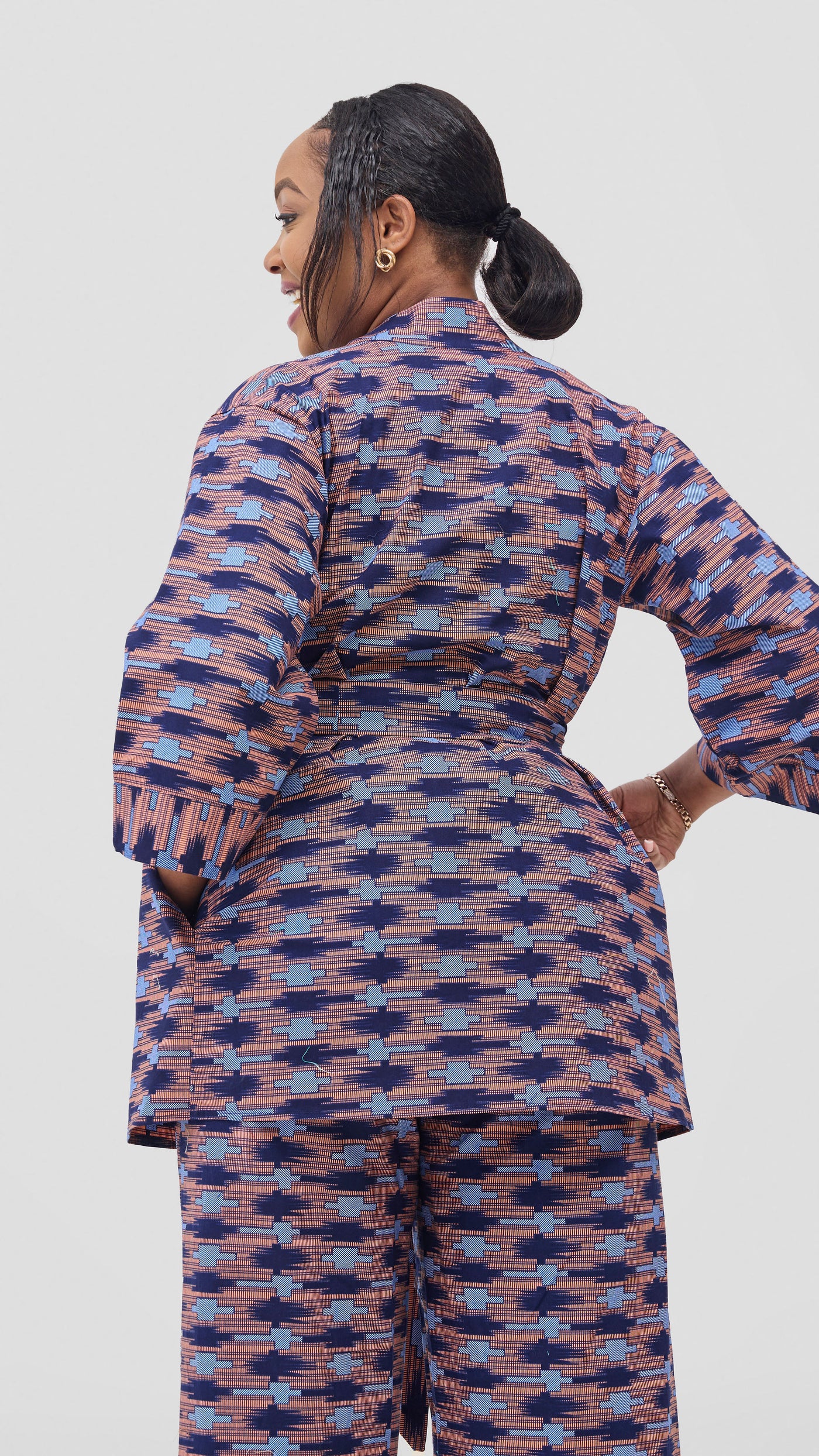 Vivo Short Kimono - Navy / Pink Bakari Print