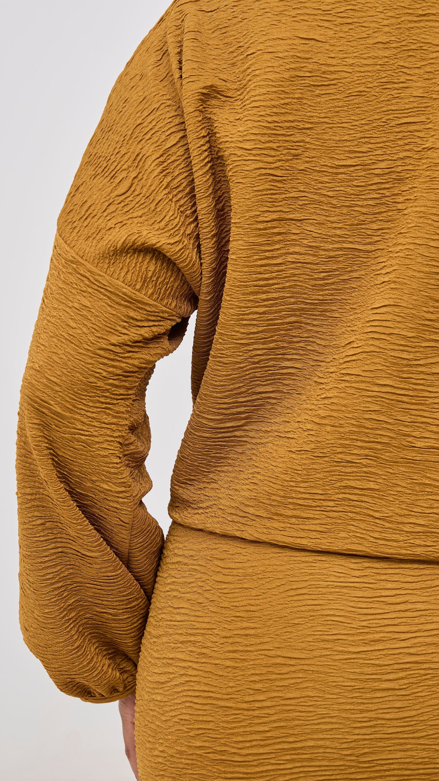 Vivo Alma Drawstring Top - Gold