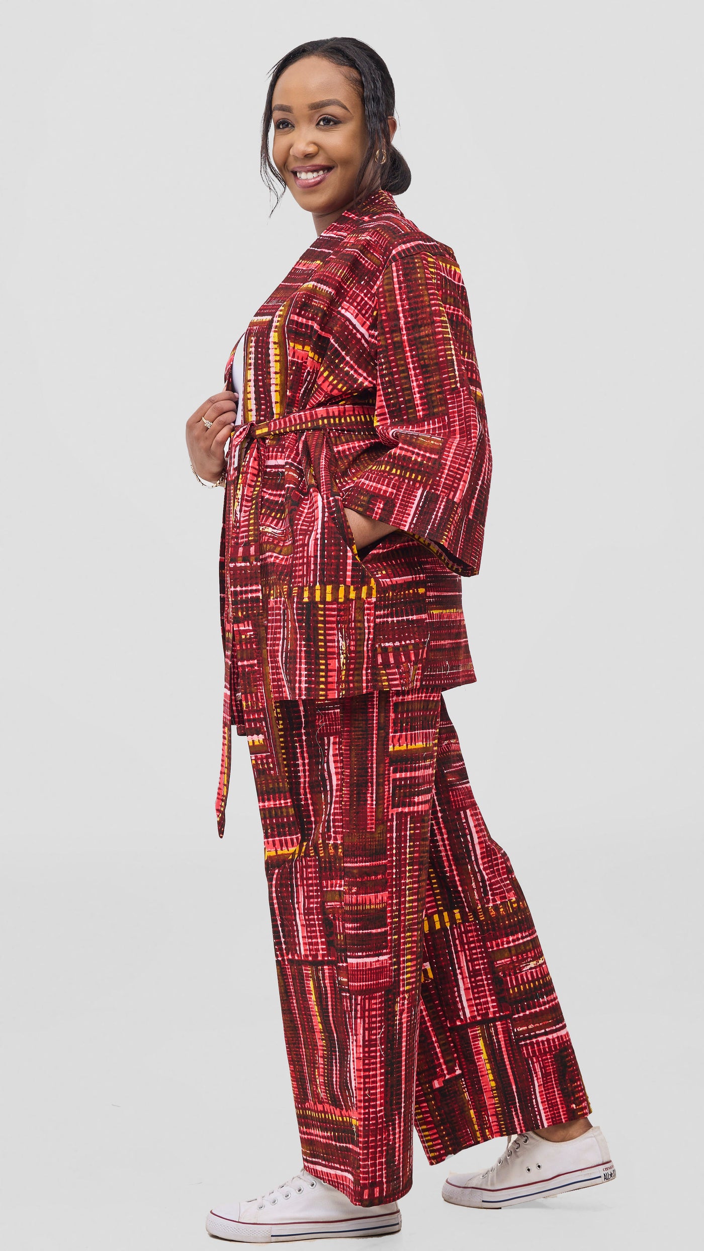 Vivo Short Kimono - Maroon / Pink Ara Print