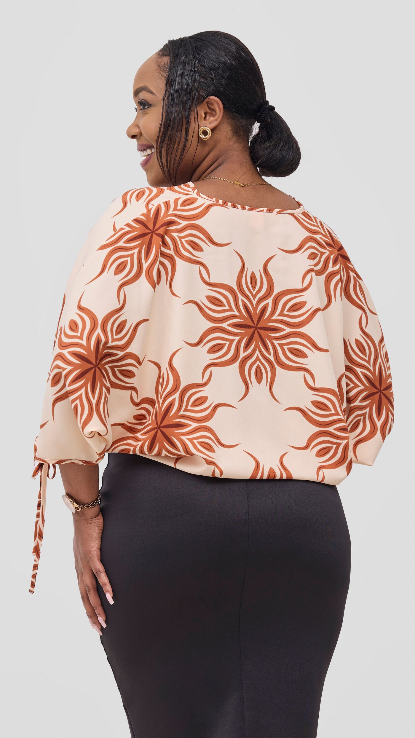 Vivo Sanali Batwing Tie Top - Peach / Tan Print