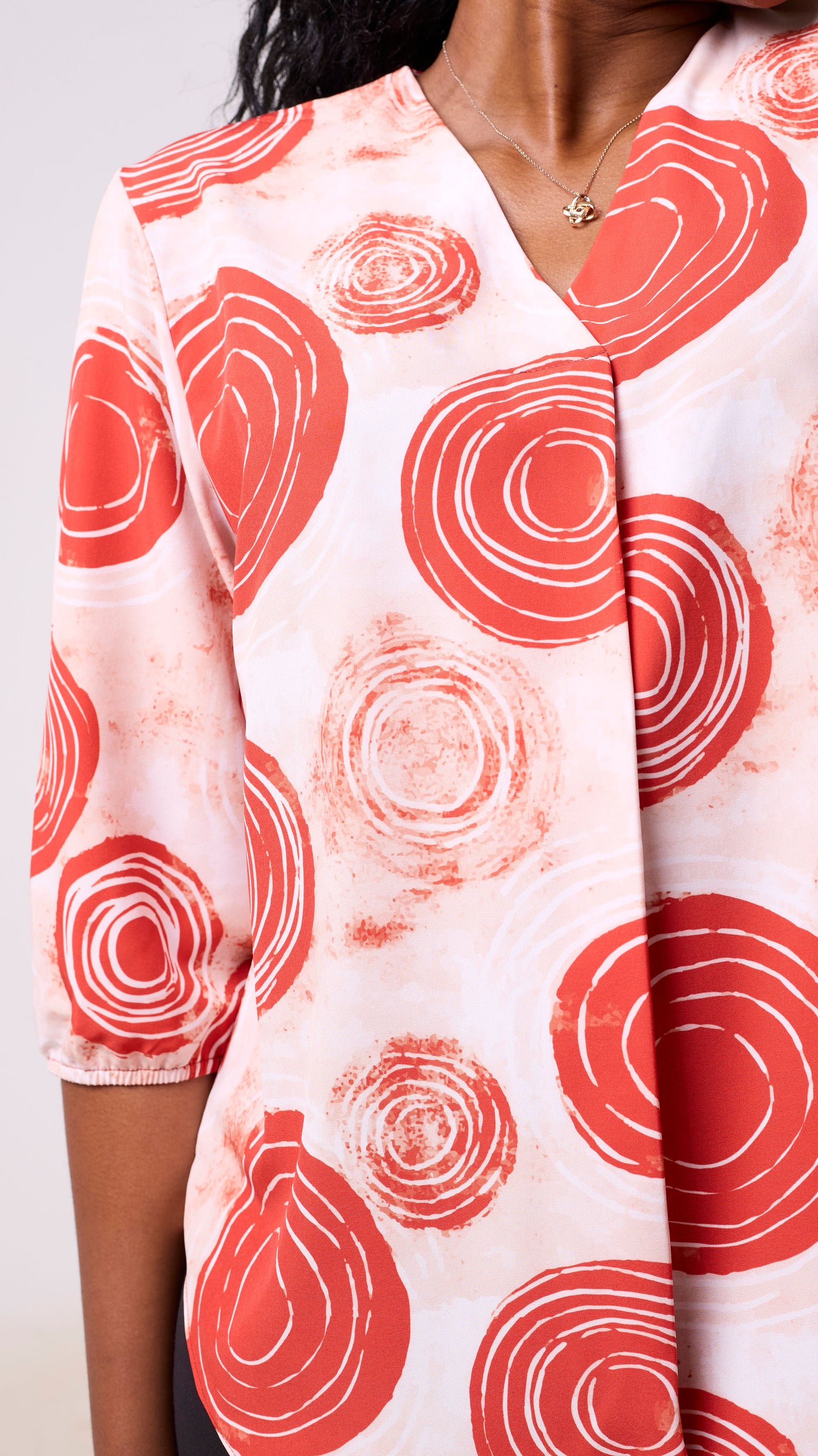 Vivo Dua 3/4 Sleeved V Neck Shirt - Red / Peach