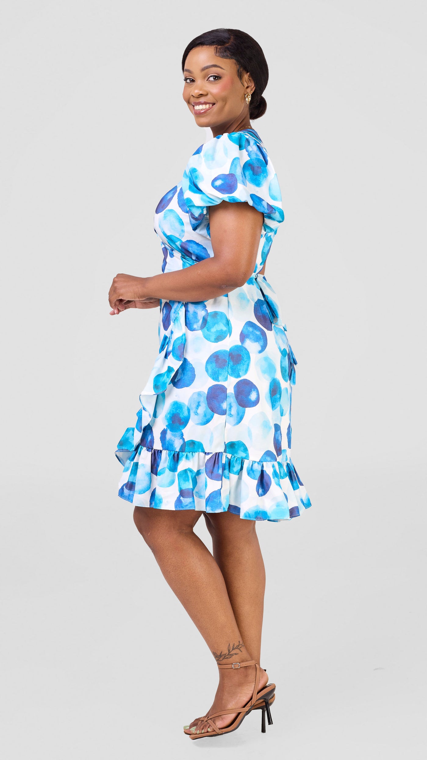 Vivo Hadiya Wrap Dress - White / Blue Tal Print